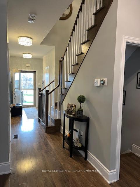 Photo 14 of 29 Sunset Way, Thorold, Rolling Meadows — HOMEH