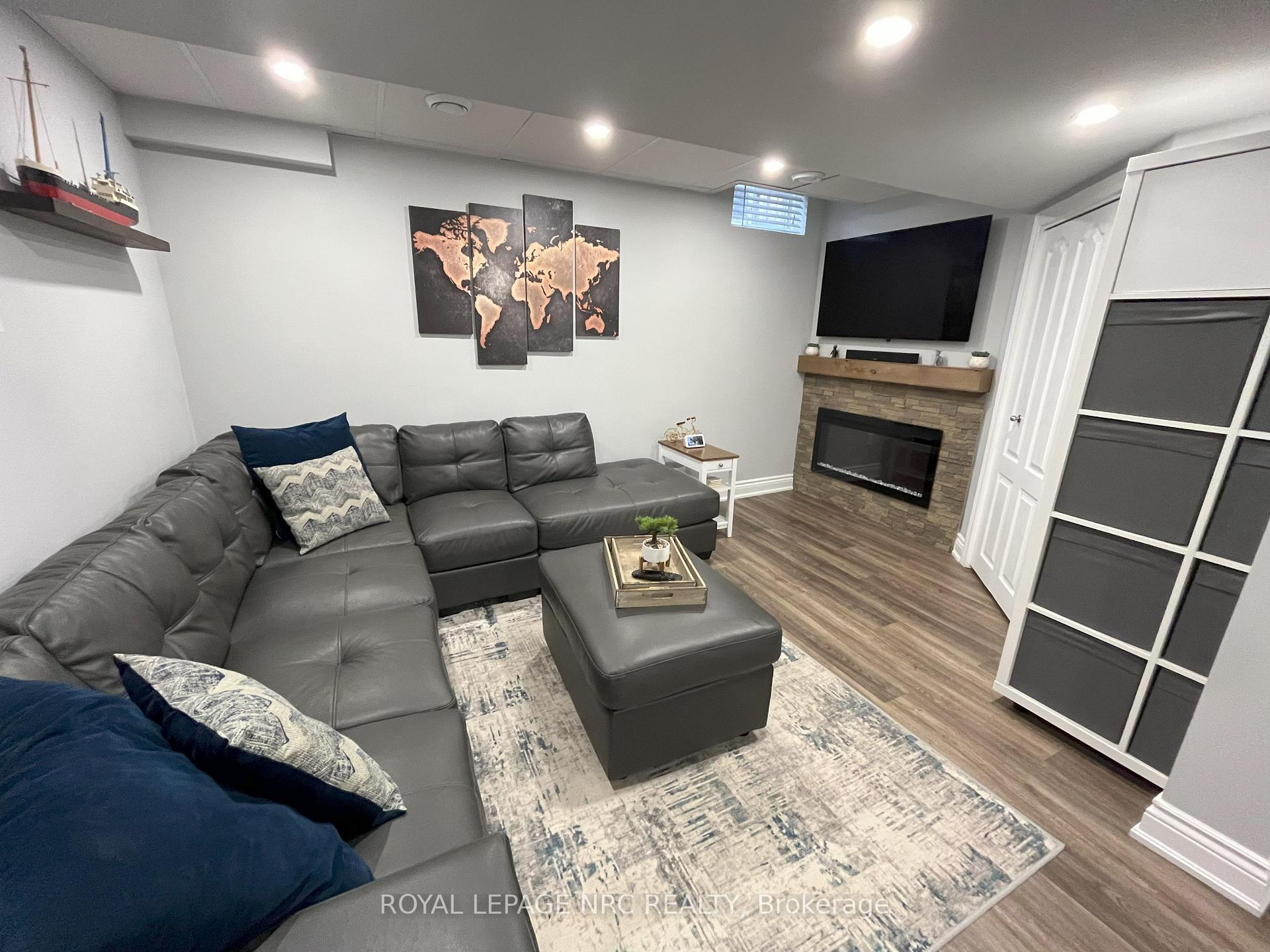 Photo 36 of 29 Sunset Way, Thorold, Rolling Meadows — HOMEH