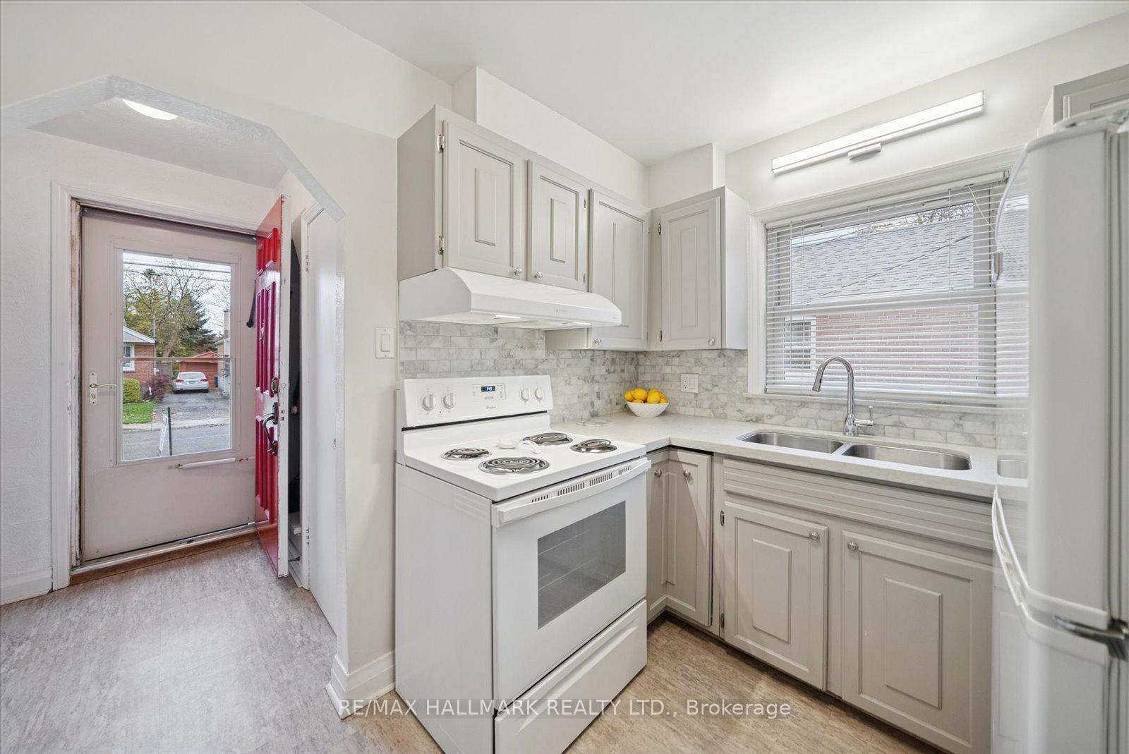 Photo 12 of 16 Park Street, Scarborough, Birchcliffe-Cliffside — HOMEH