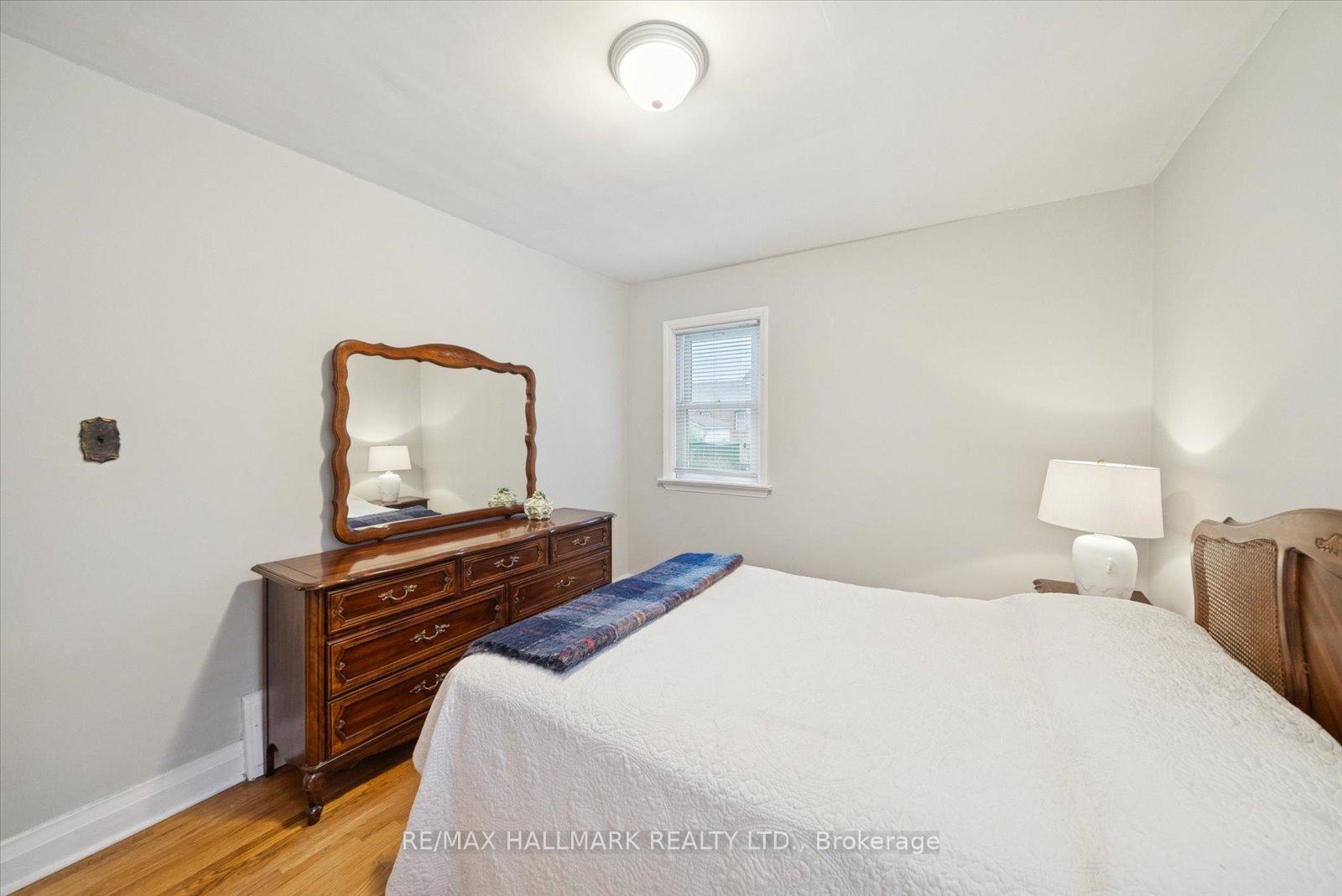Photo 20 of 16 Park Street, Scarborough, Birchcliffe-Cliffside — HOMEH