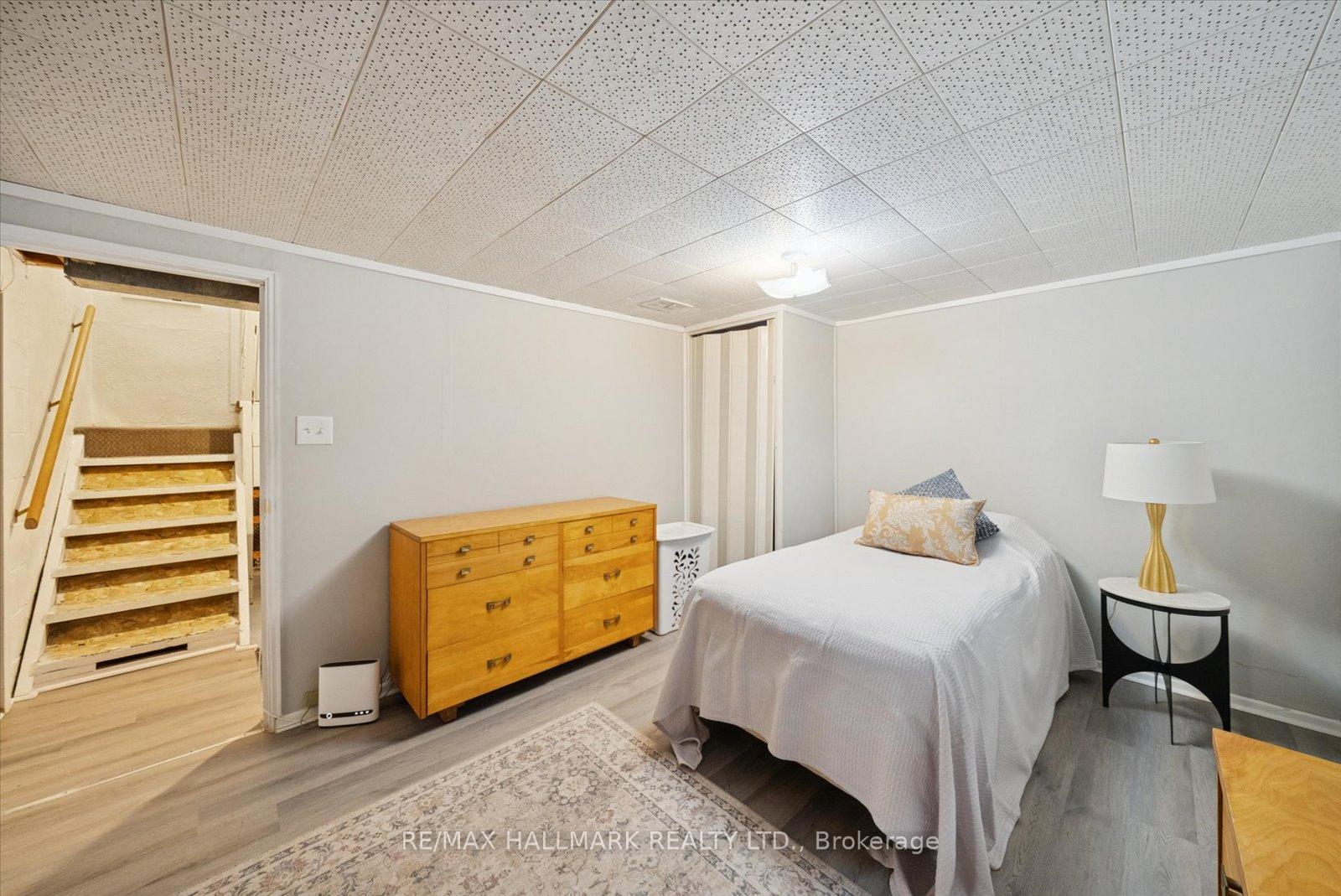 Photo 26 of 16 Park Street, Scarborough, Birchcliffe-Cliffside — HOMEH