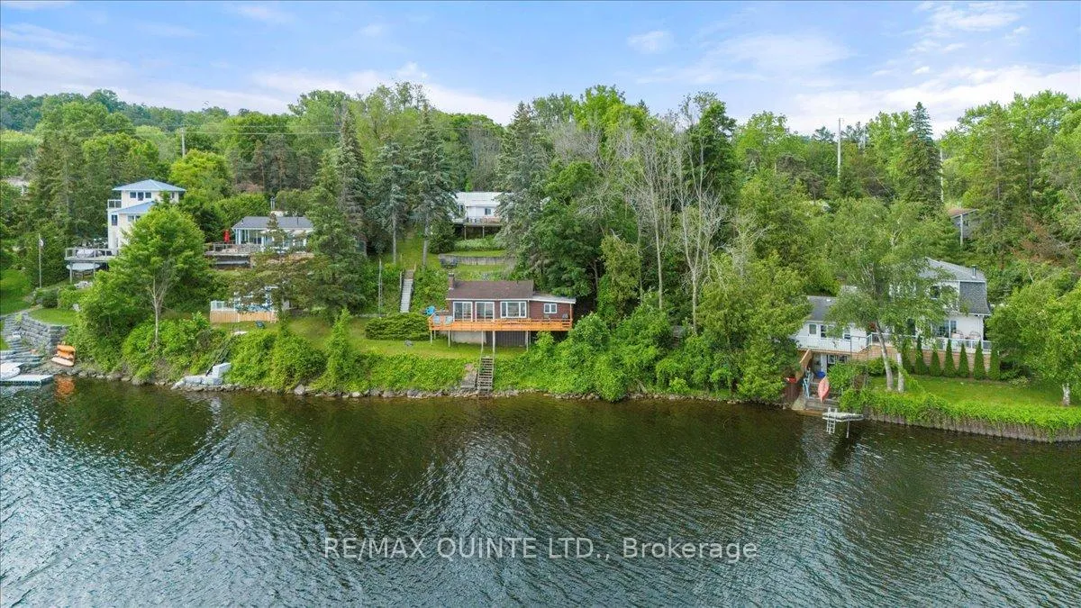 Photo 2 of 11364 Loyalist Parkway, Prince Edward County, North Marysburgh — HOMEH