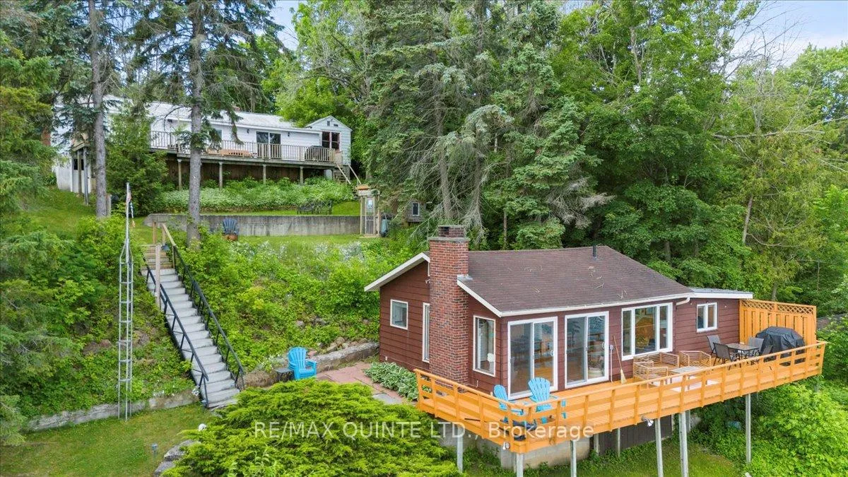 Photo 3 of 11364 Loyalist Parkway, Prince Edward County, North Marysburgh — HOMEH
