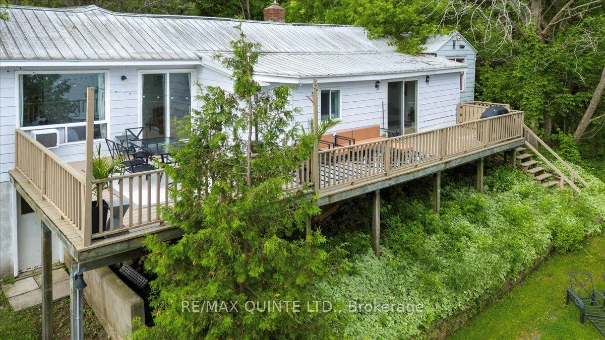 Photo 5 of 11364 Loyalist Parkway, Prince Edward County, North Marysburgh — HOMEH