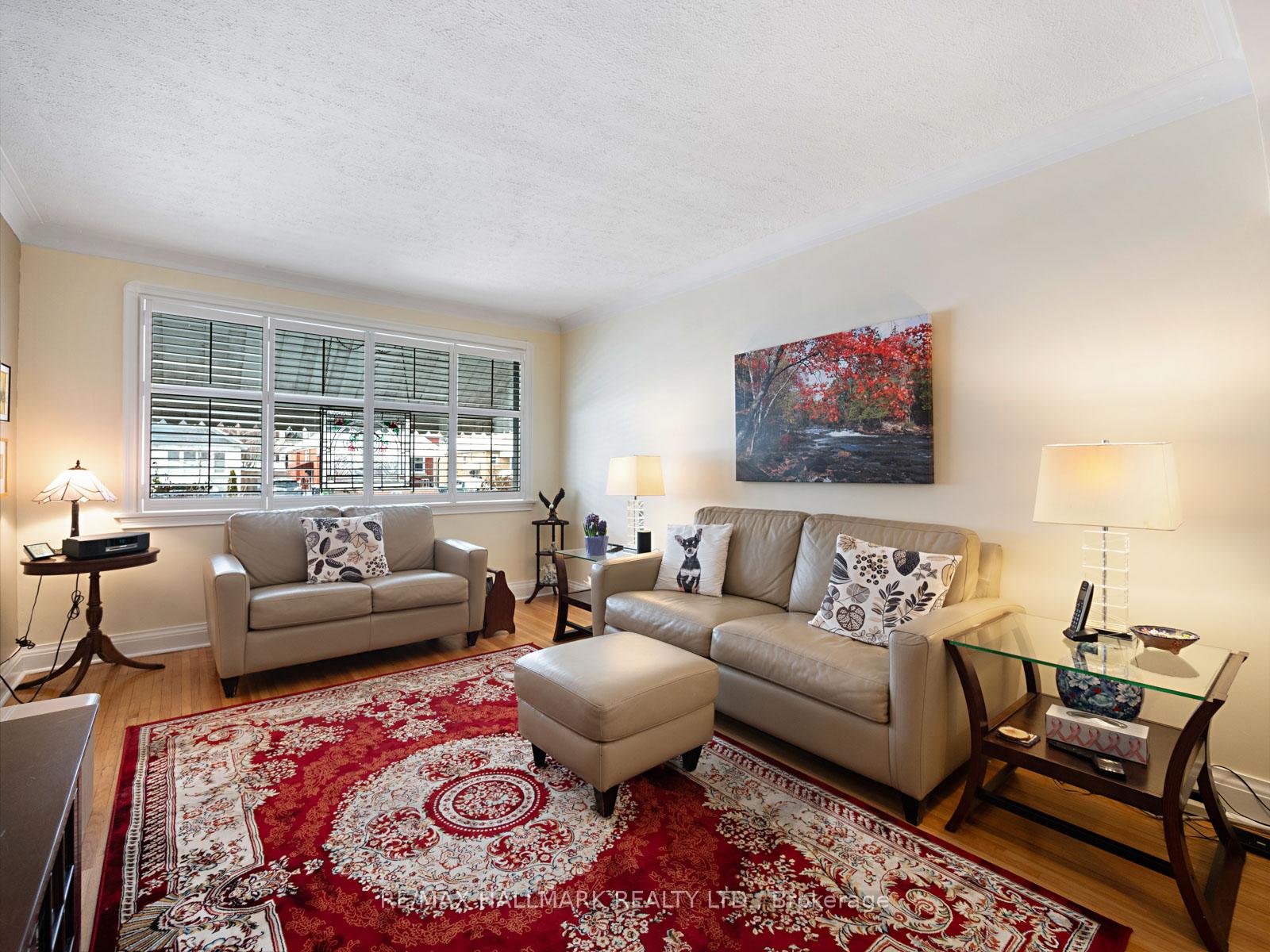 Photo 4 of 11 Eden Park Road, Toronto, O'Connor-Parkview — HOMEH