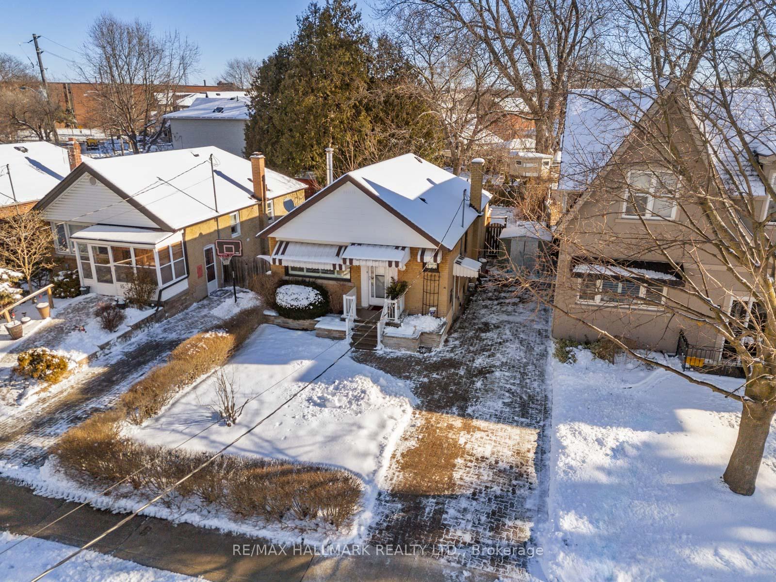 Photo 38 of 11 Eden Park Road, Toronto, O'Connor-Parkview — HOMEH