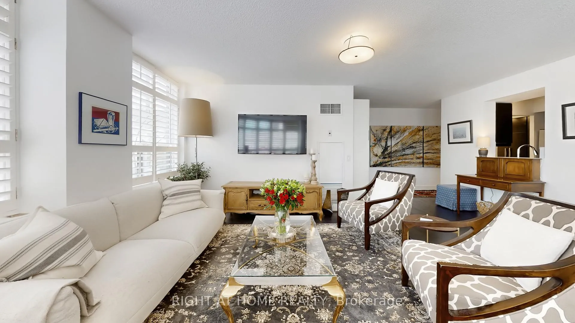 Photo 2 of Unit 311, 5 Rosehill Avenue, Toronto, Rosedale-Moore Park — HOMEH