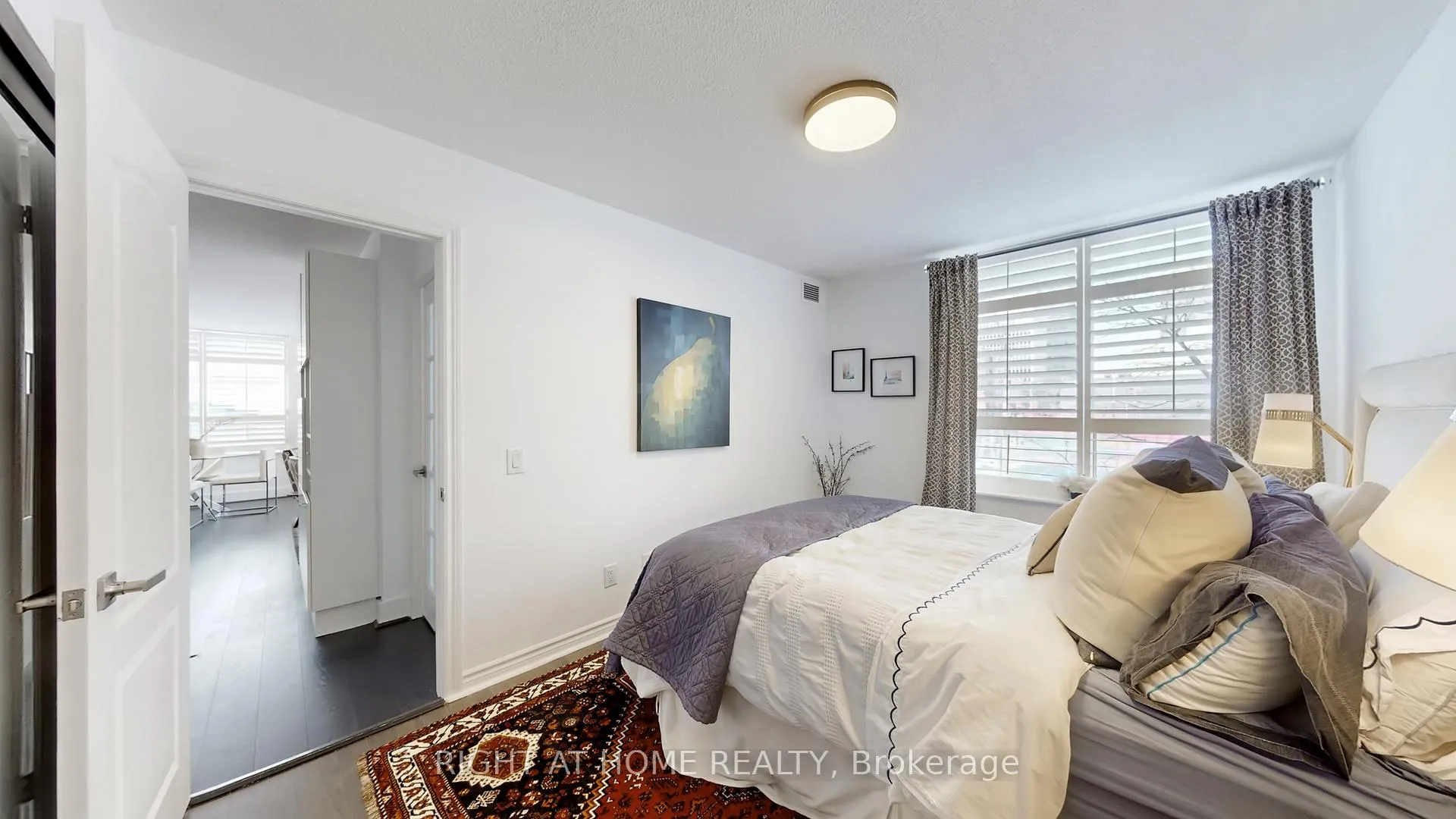 Photo 9 of Unit 311, 5 Rosehill Avenue, Toronto, Rosedale-Moore Park — HOMEH