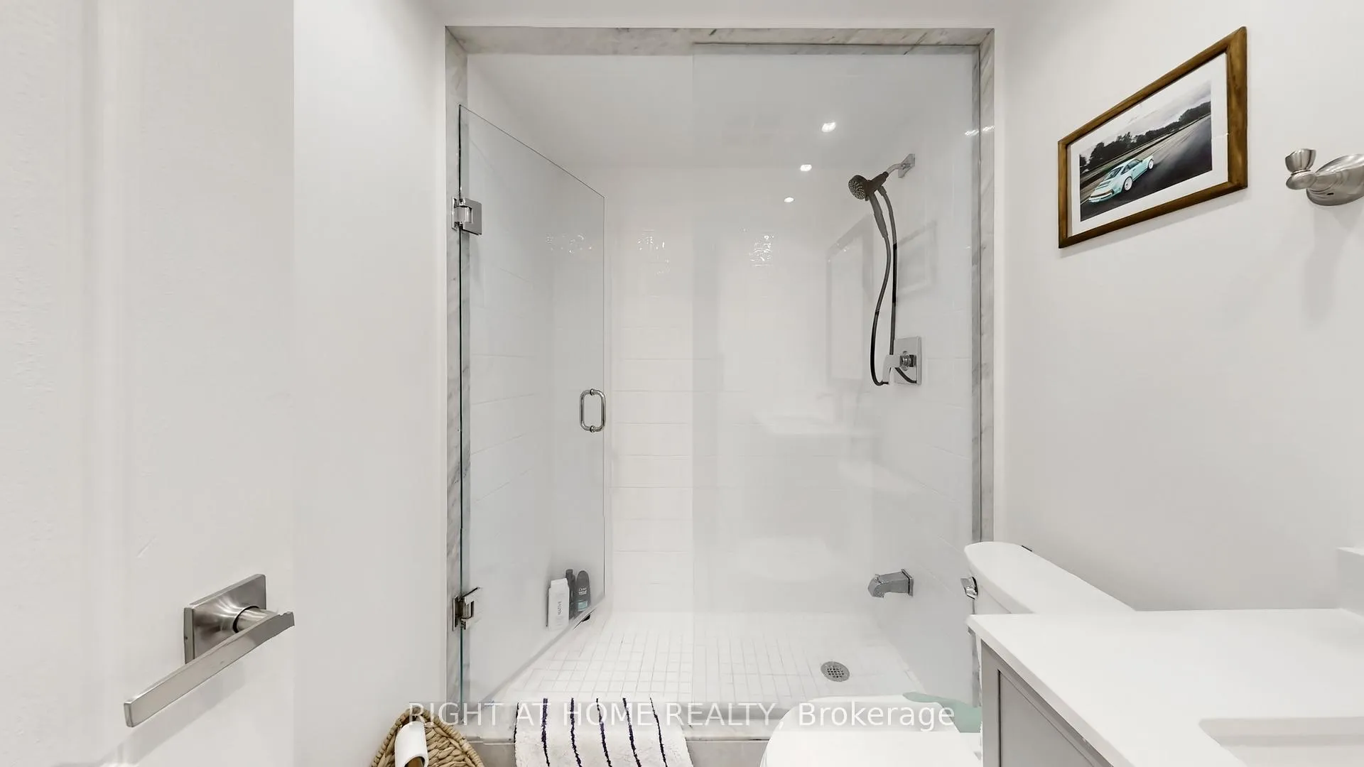 Photo 21 of Unit 311, 5 Rosehill Avenue, Toronto, Rosedale-Moore Park — HOMEH