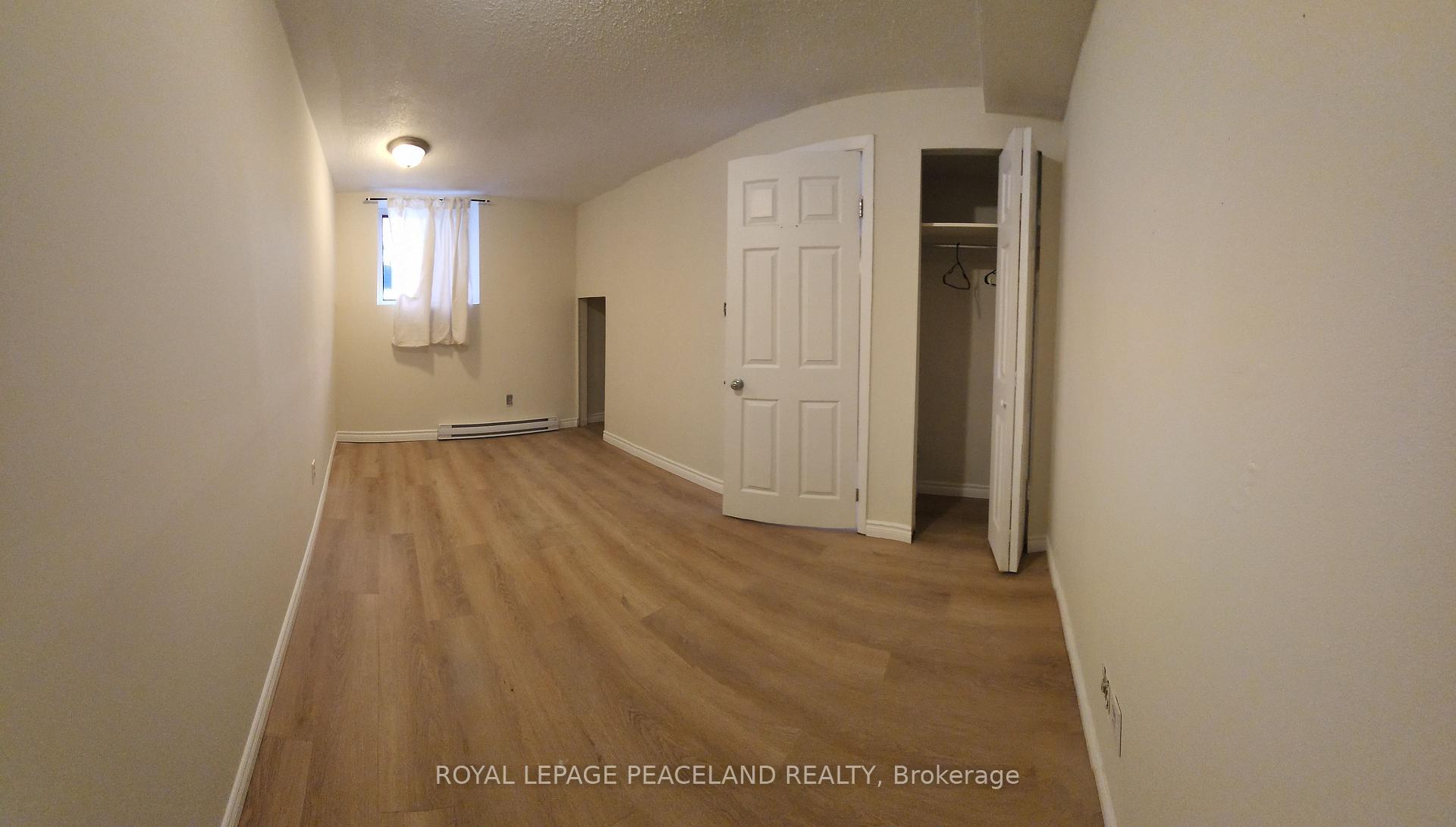 Photo 7 of Unit 4, 558 Spadina Crescent, Toronto, University — HOMEH