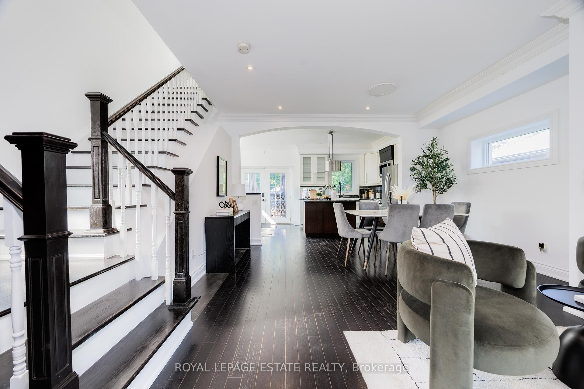 Photo 5 of 32 Manderley Drive, Scarborough, Birchcliffe-Cliffside — HOMEH