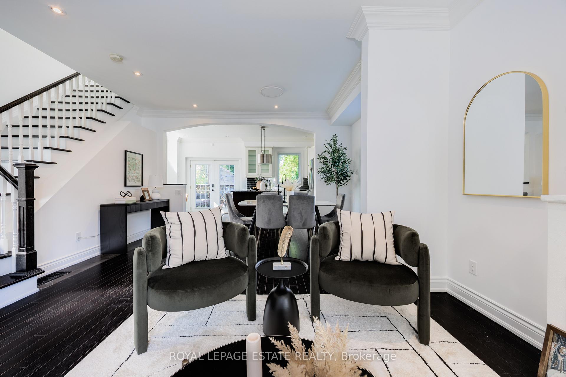 Photo 7 of 32 Manderley Drive, Scarborough, Birchcliffe-Cliffside — HOMEH