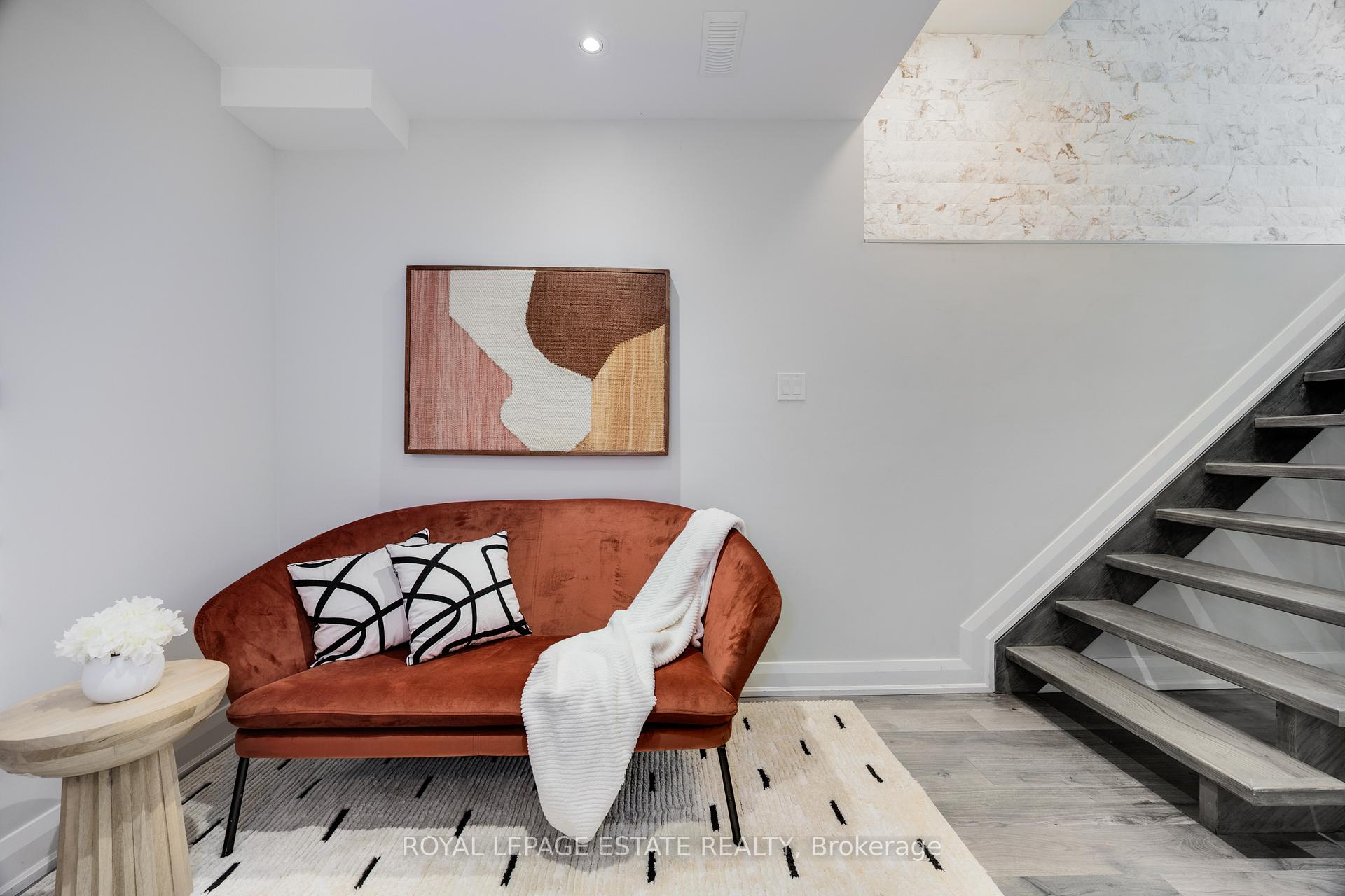 Photo 34 of 32 Manderley Drive, Scarborough, Birchcliffe-Cliffside — HOMEH