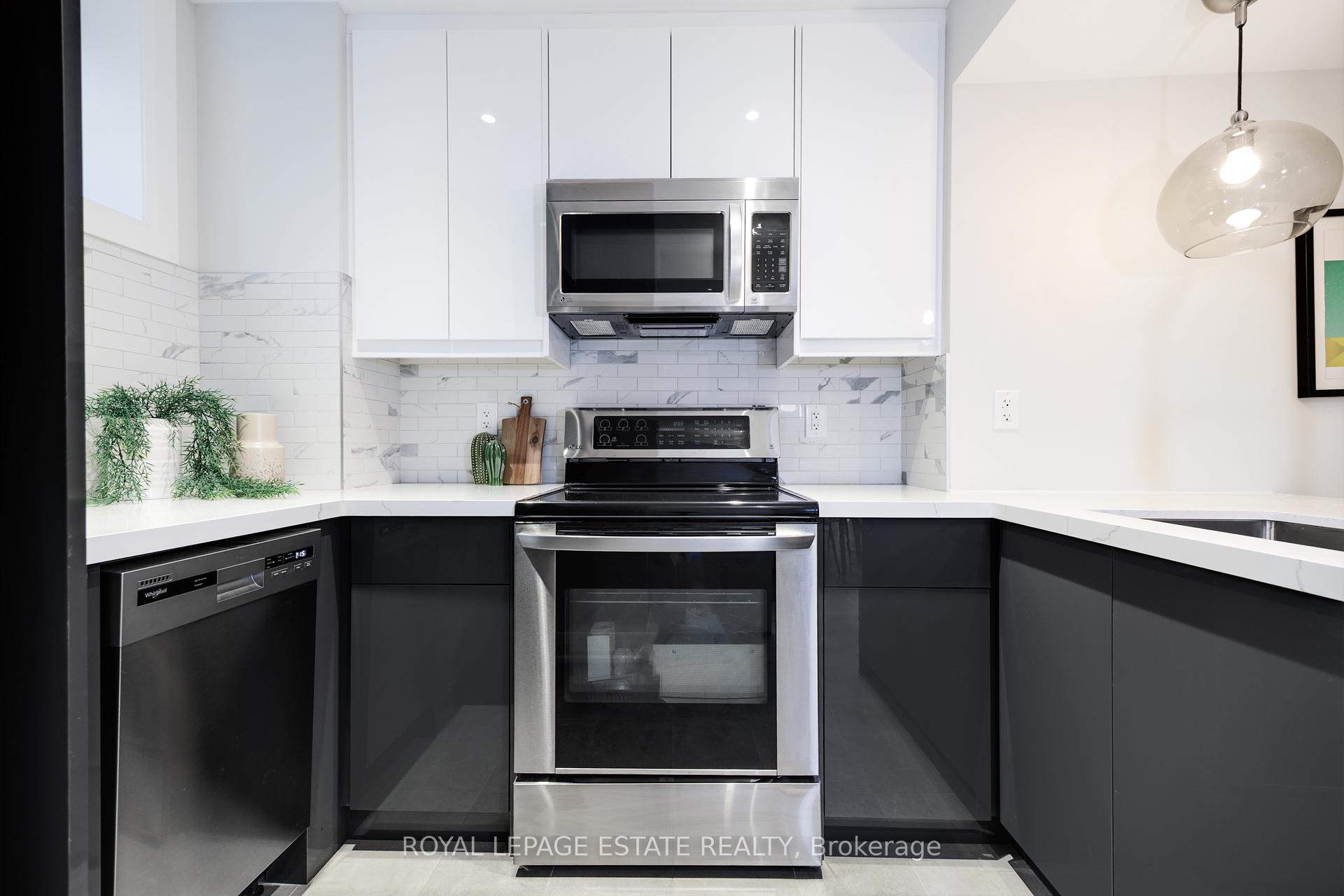 Photo 37 of 32 Manderley Drive, Scarborough, Birchcliffe-Cliffside — HOMEH