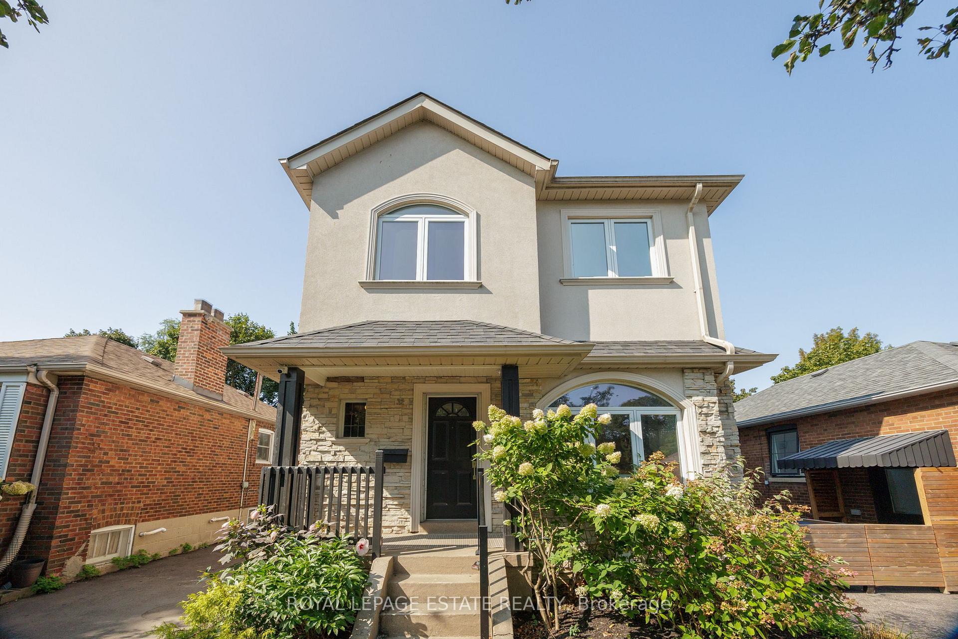 Photo 50 of 32 Manderley Drive, Scarborough, Birchcliffe-Cliffside — HOMEH
