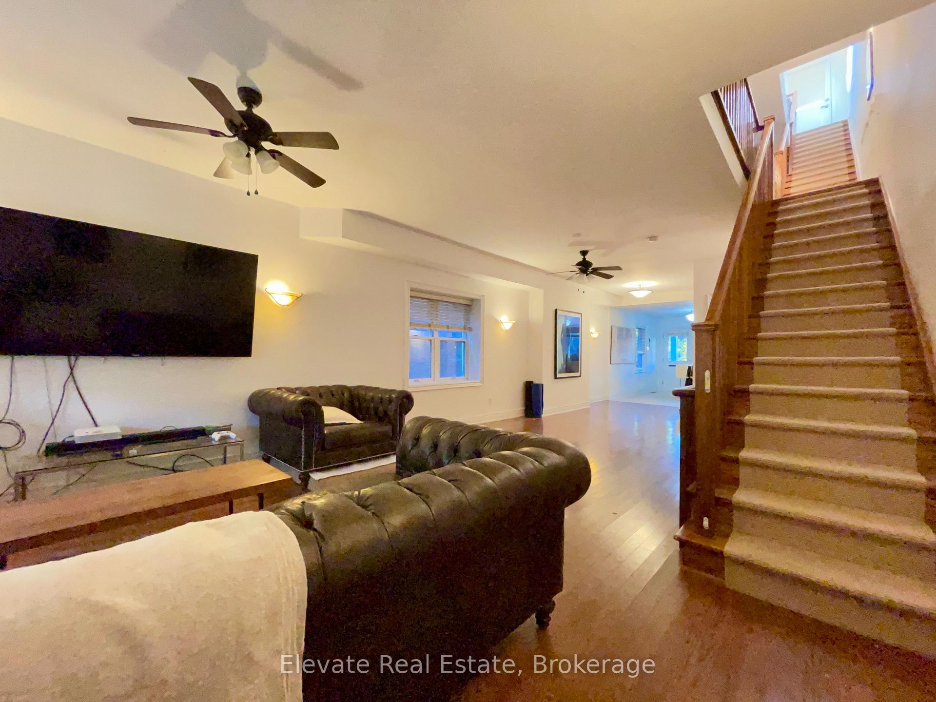 Photo 3 of 90 Crawford Street, Toronto, Niagara — HOMEH