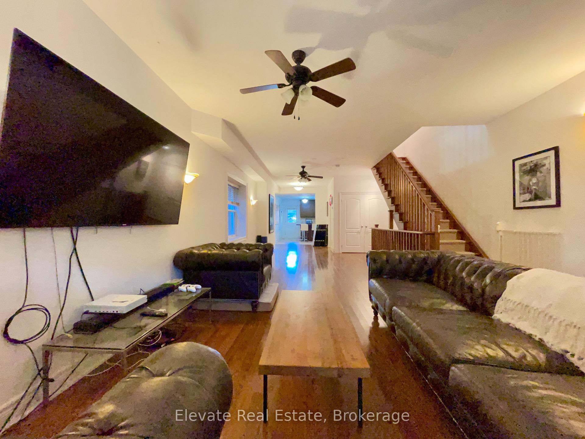 Photo 5 of 90 Crawford Street, Toronto, Niagara — HOMEH