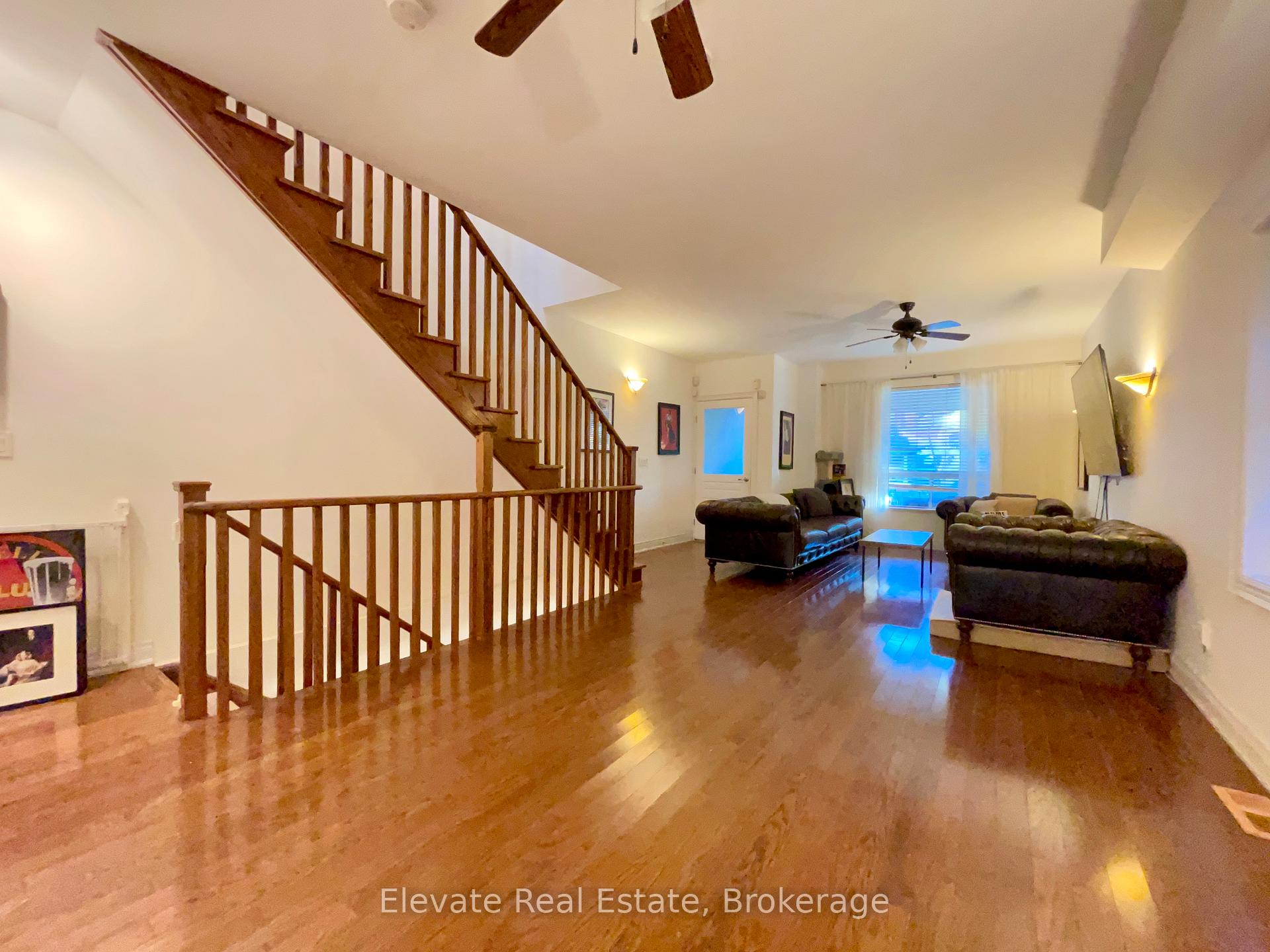 Photo 7 of 90 Crawford Street, Toronto, Niagara — HOMEH