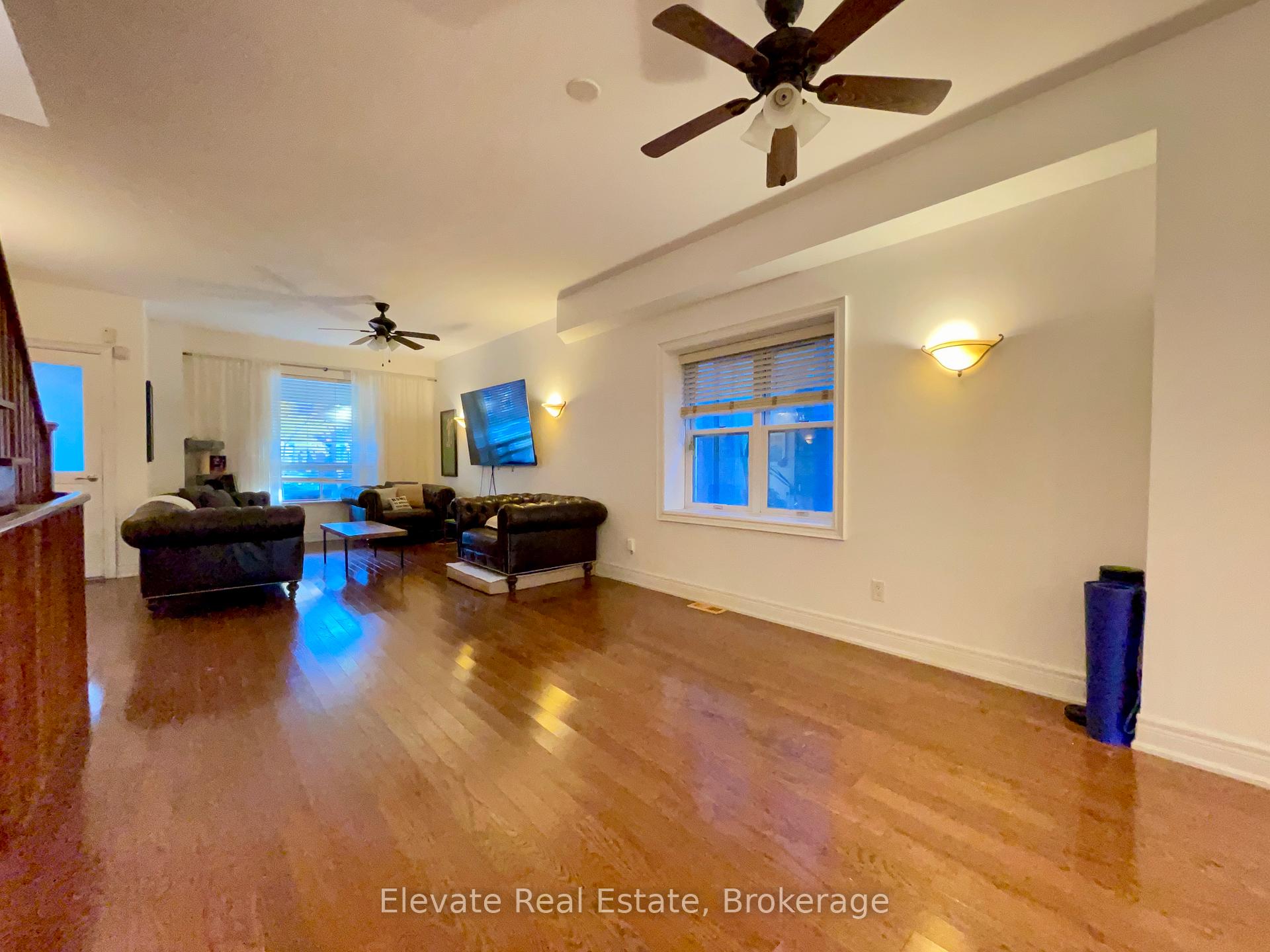 Photo 8 of 90 Crawford Street, Toronto, Niagara — HOMEH