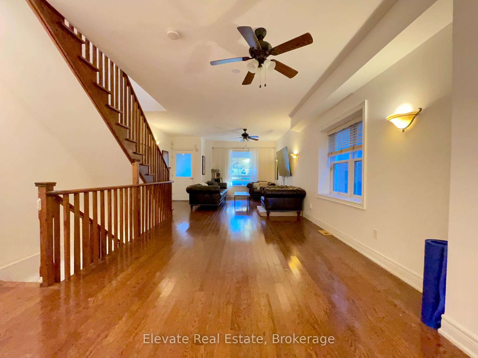 Photo 9 of 90 Crawford Street, Toronto, Niagara — HOMEH