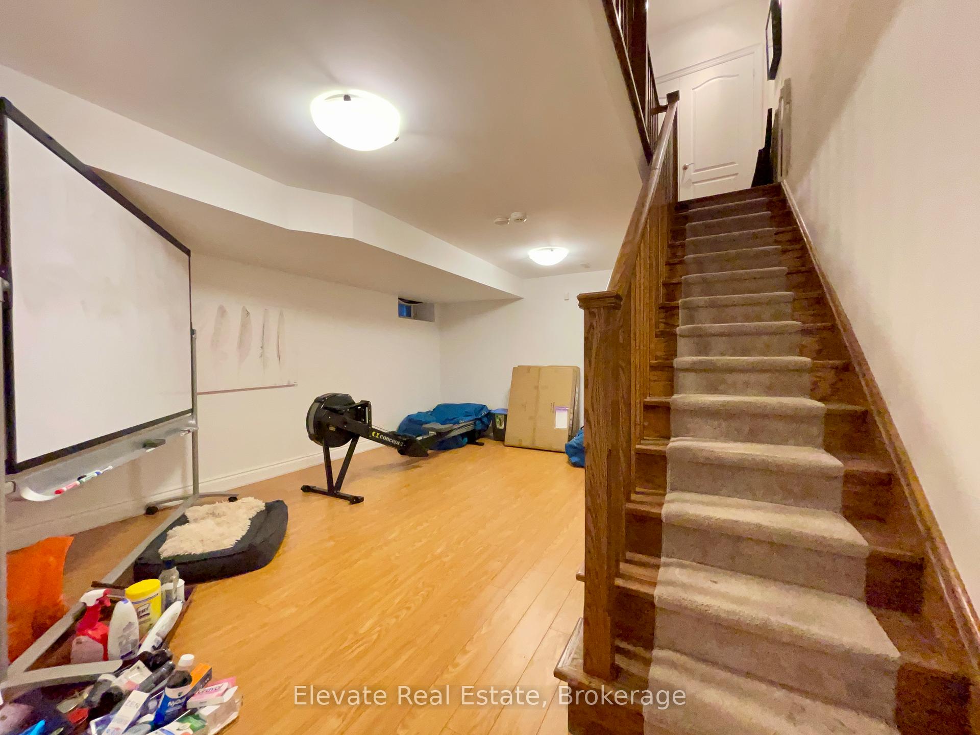 Photo 23 of 90 Crawford Street, Toronto, Niagara — HOMEH