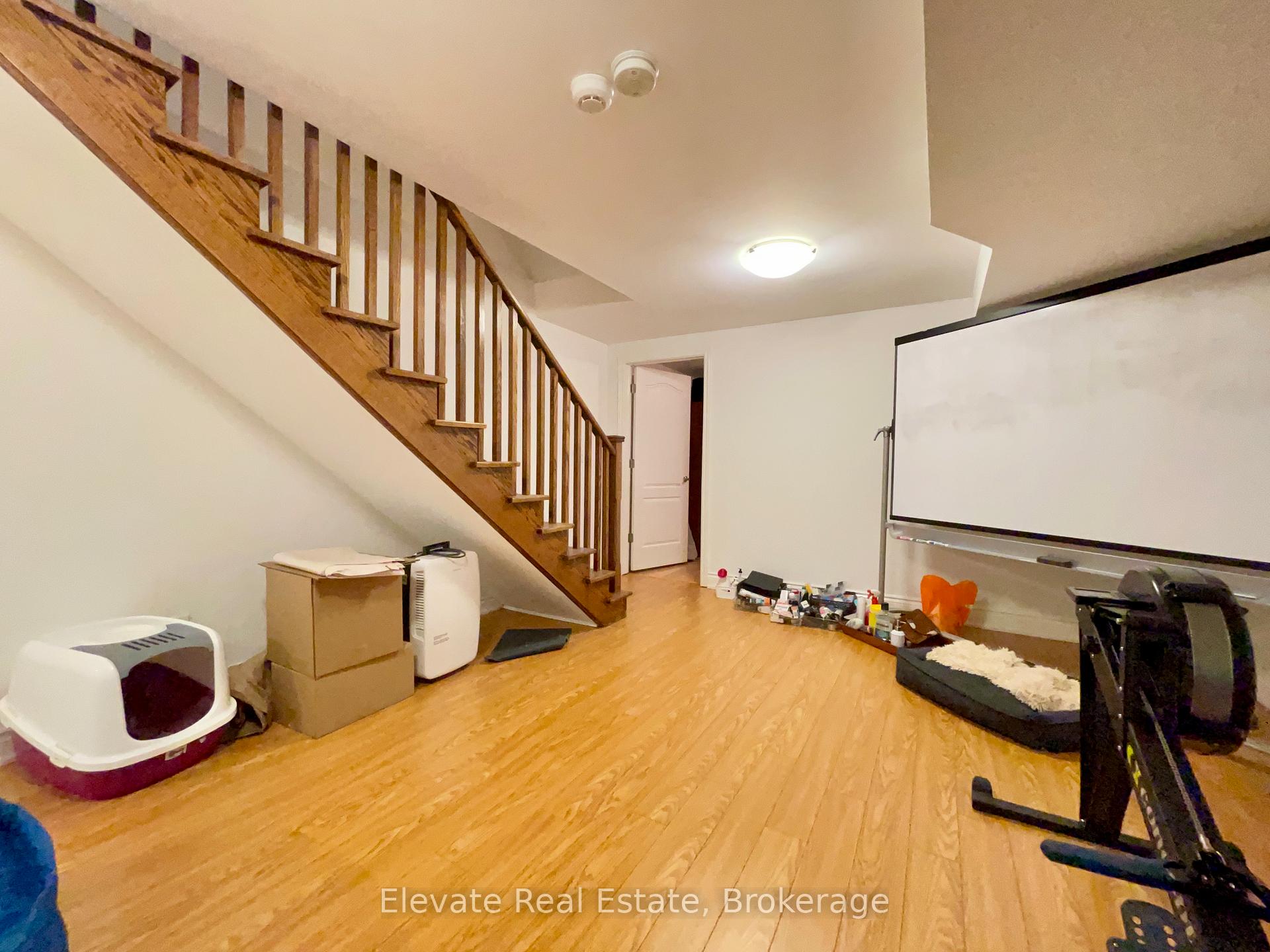 Photo 25 of 90 Crawford Street, Toronto, Niagara — HOMEH
