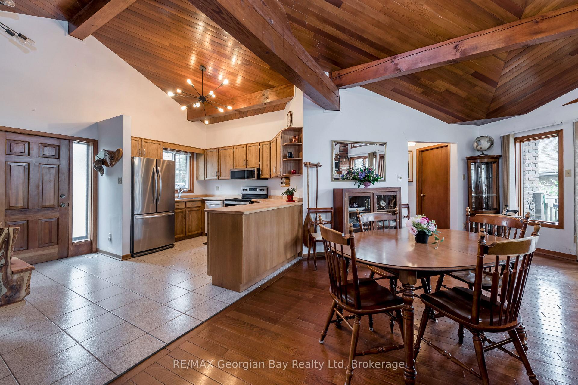 Photo 6 of 1246 Tiny Beaches Road N, Tiny, Rural Tiny — HOMEH