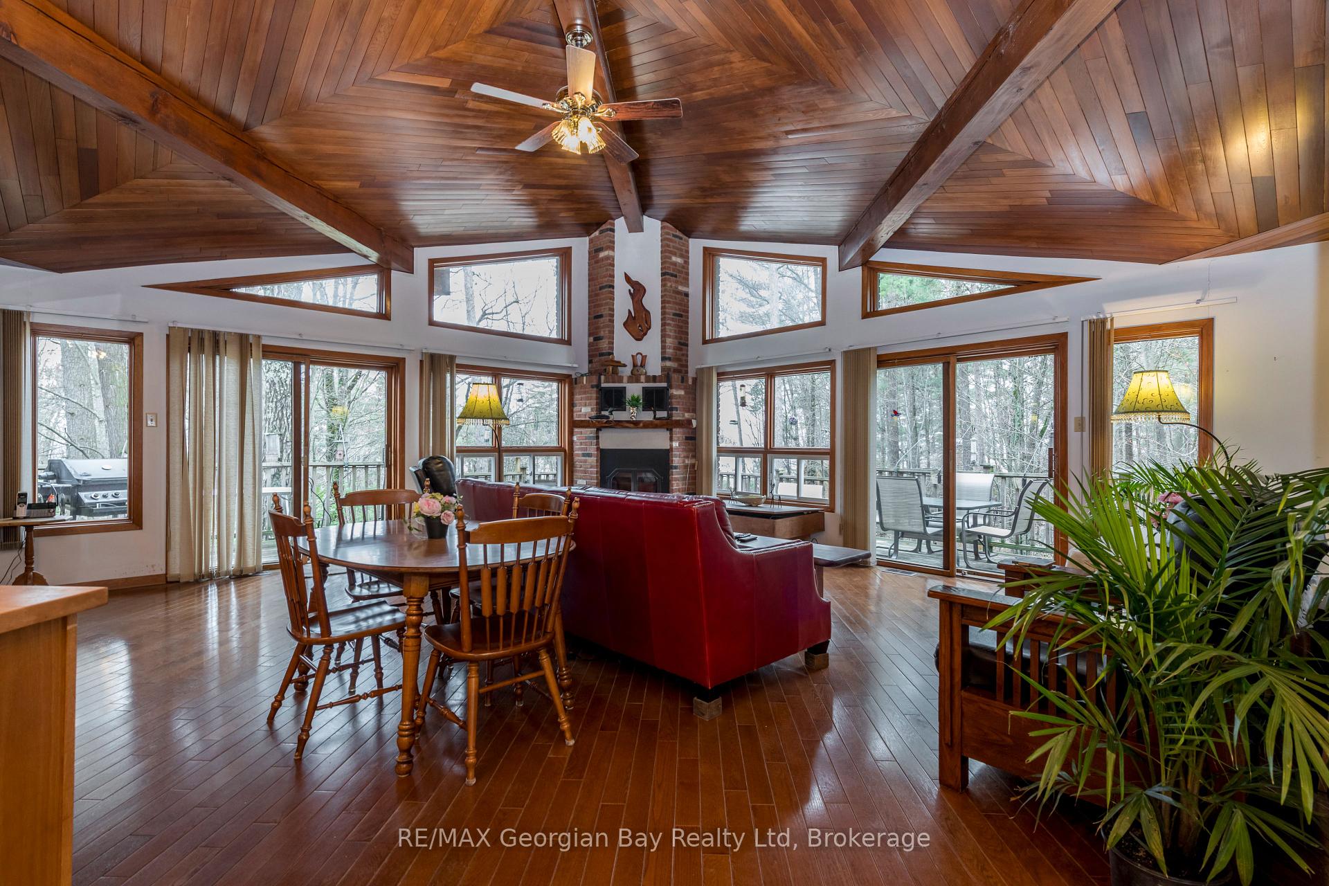 Photo 8 of 1246 Tiny Beaches Road N, Tiny, Rural Tiny — HOMEH