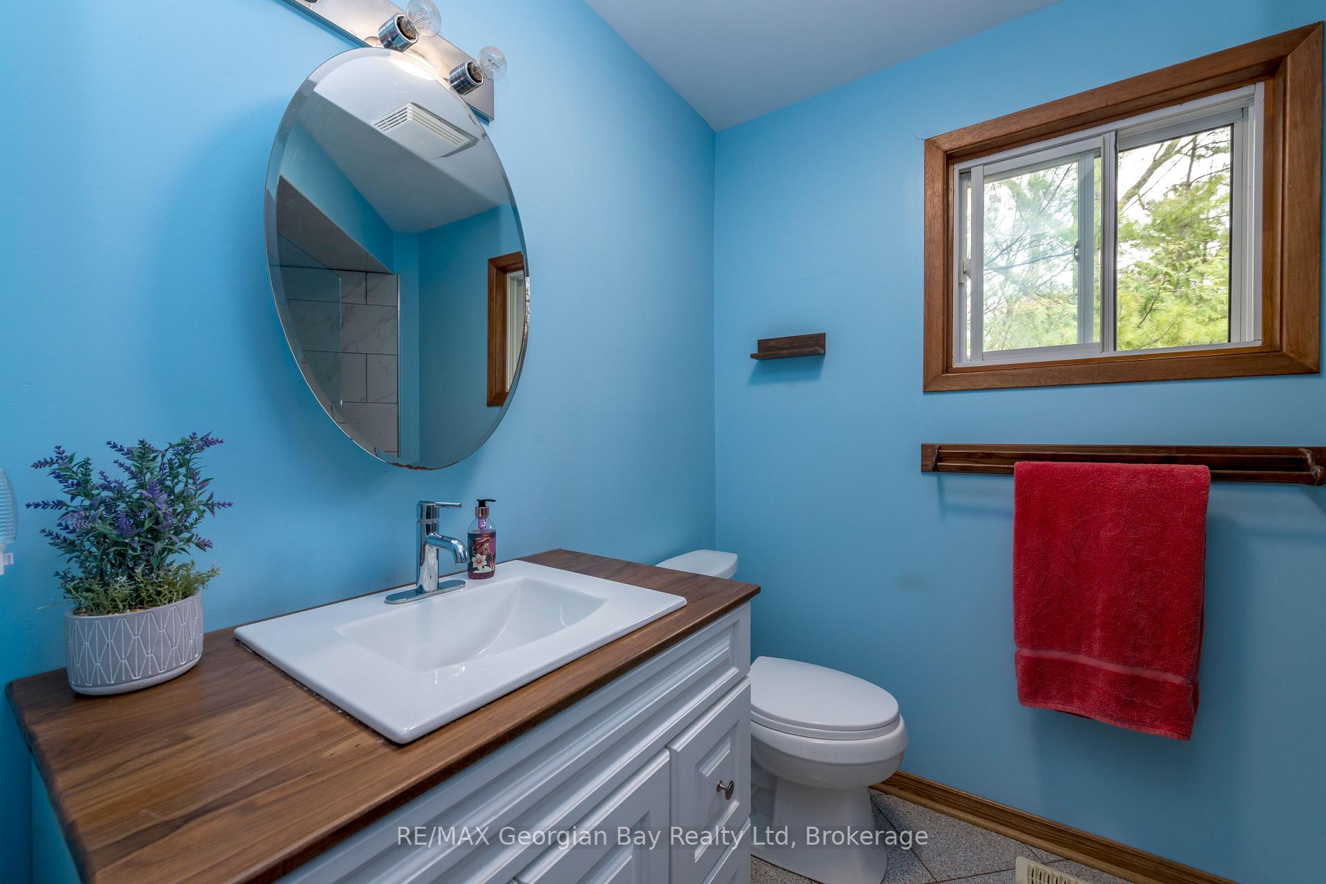 Photo 16 of 1246 Tiny Beaches Road N, Tiny, Rural Tiny — HOMEH