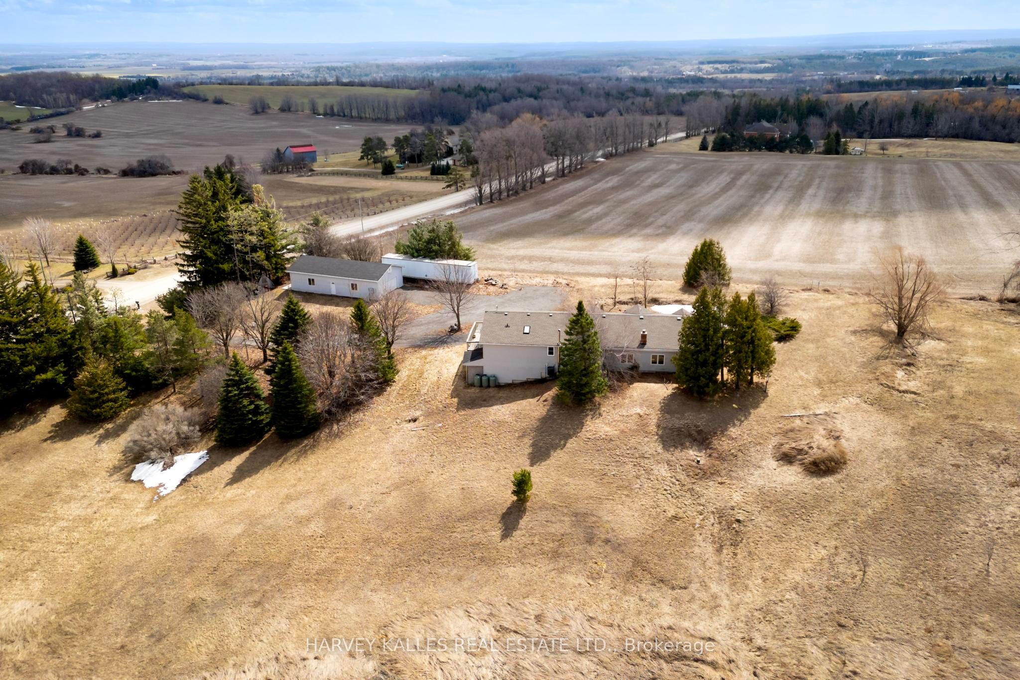 Photo 50 of 995486 Mono-Adjala Townline, Mono, Rural Mono — HOMEH