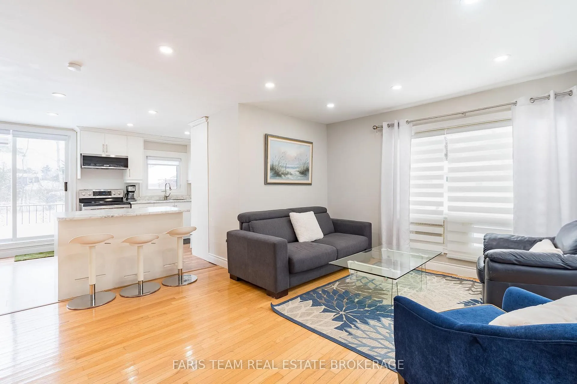 Photo 9 of 137 1st Avenue, Tay, Port McNicoll — HOMEH