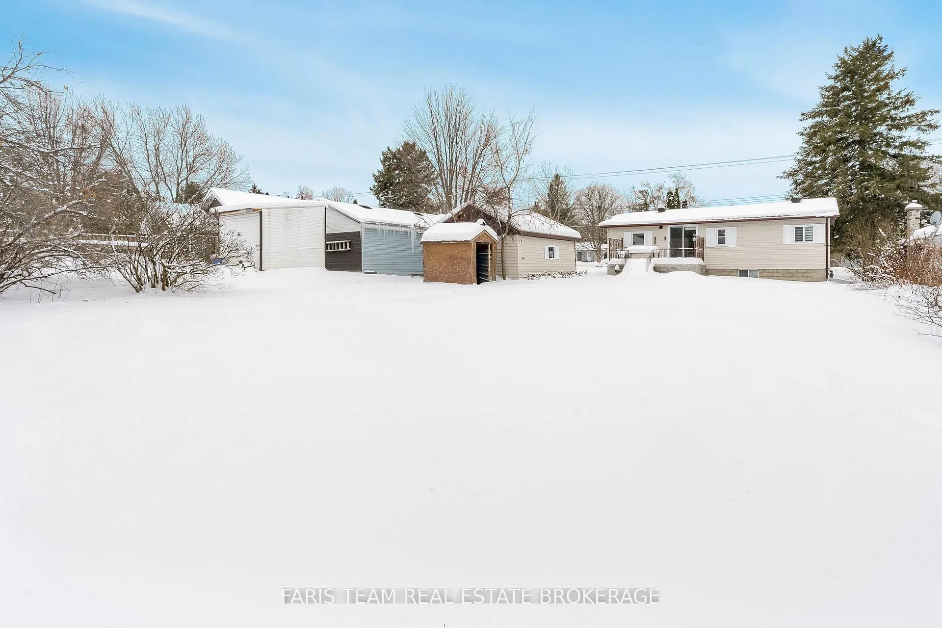 Photo 26 of 137 1st Avenue, Tay, Port McNicoll — HOMEH