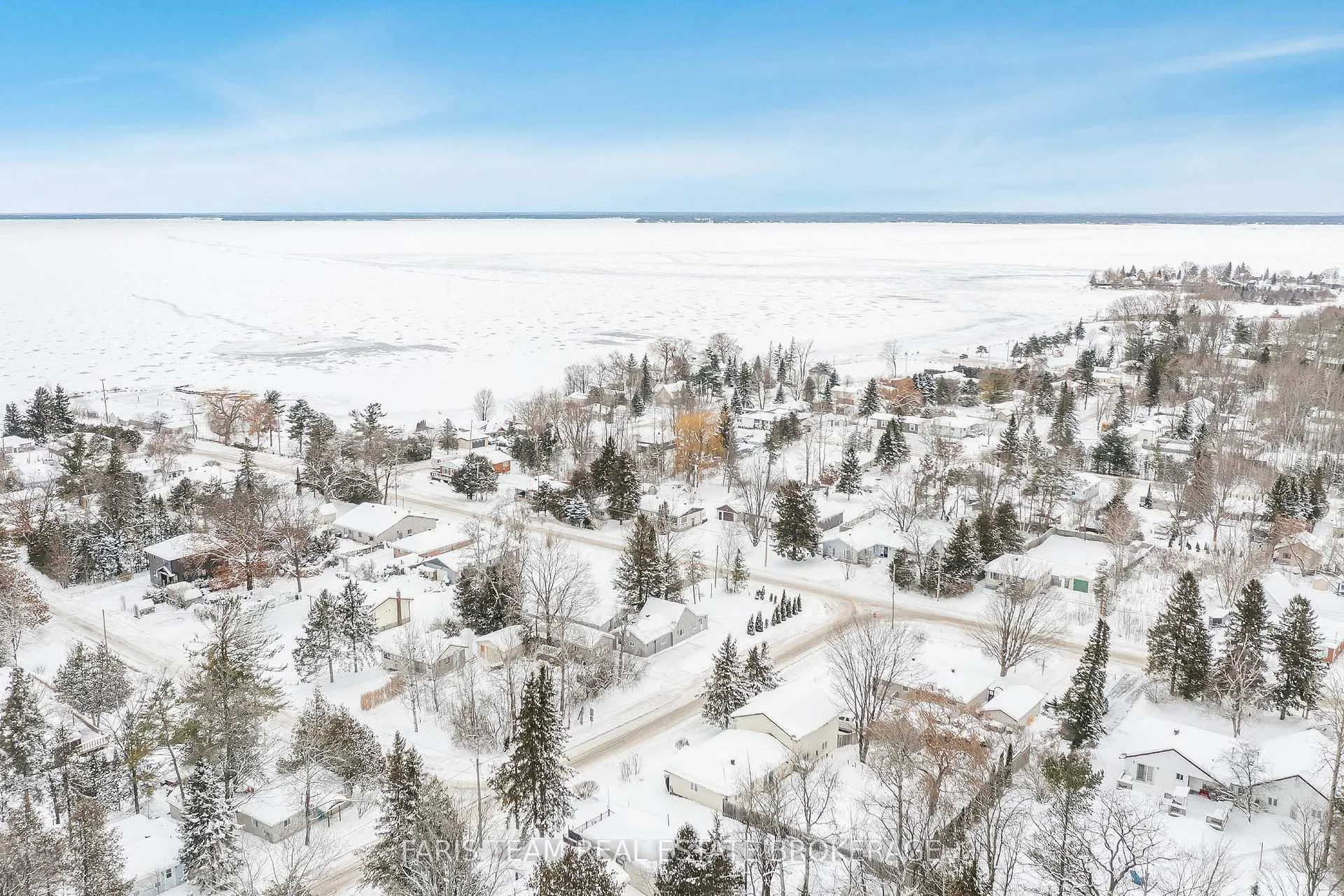 Photo 29 of 137 1st Avenue, Tay, Port McNicoll — HOMEH