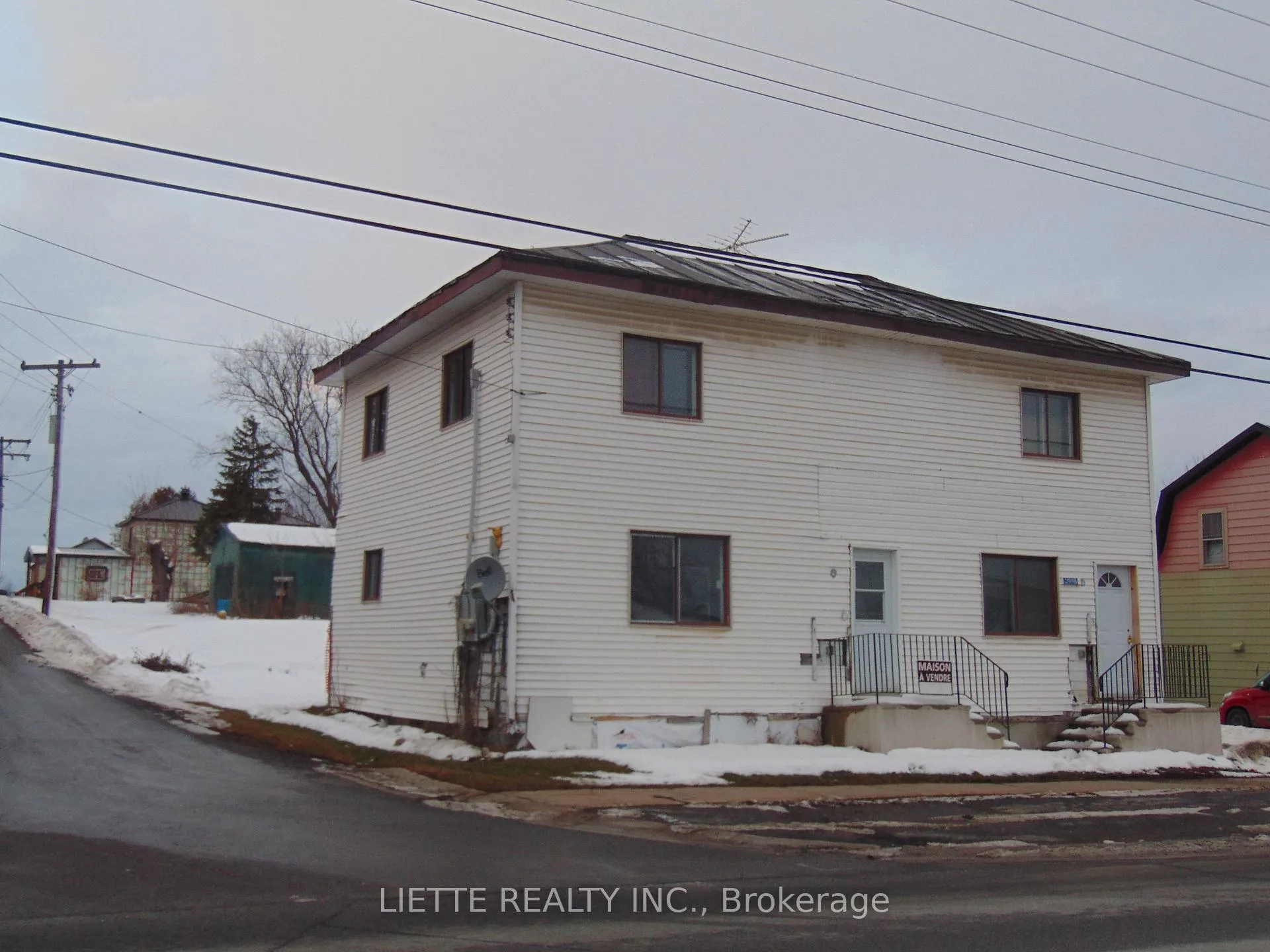 Photo 1 of 21919 Main Street, North Glengarry, North Glengarry (Lochiel) Twp — HOMEH