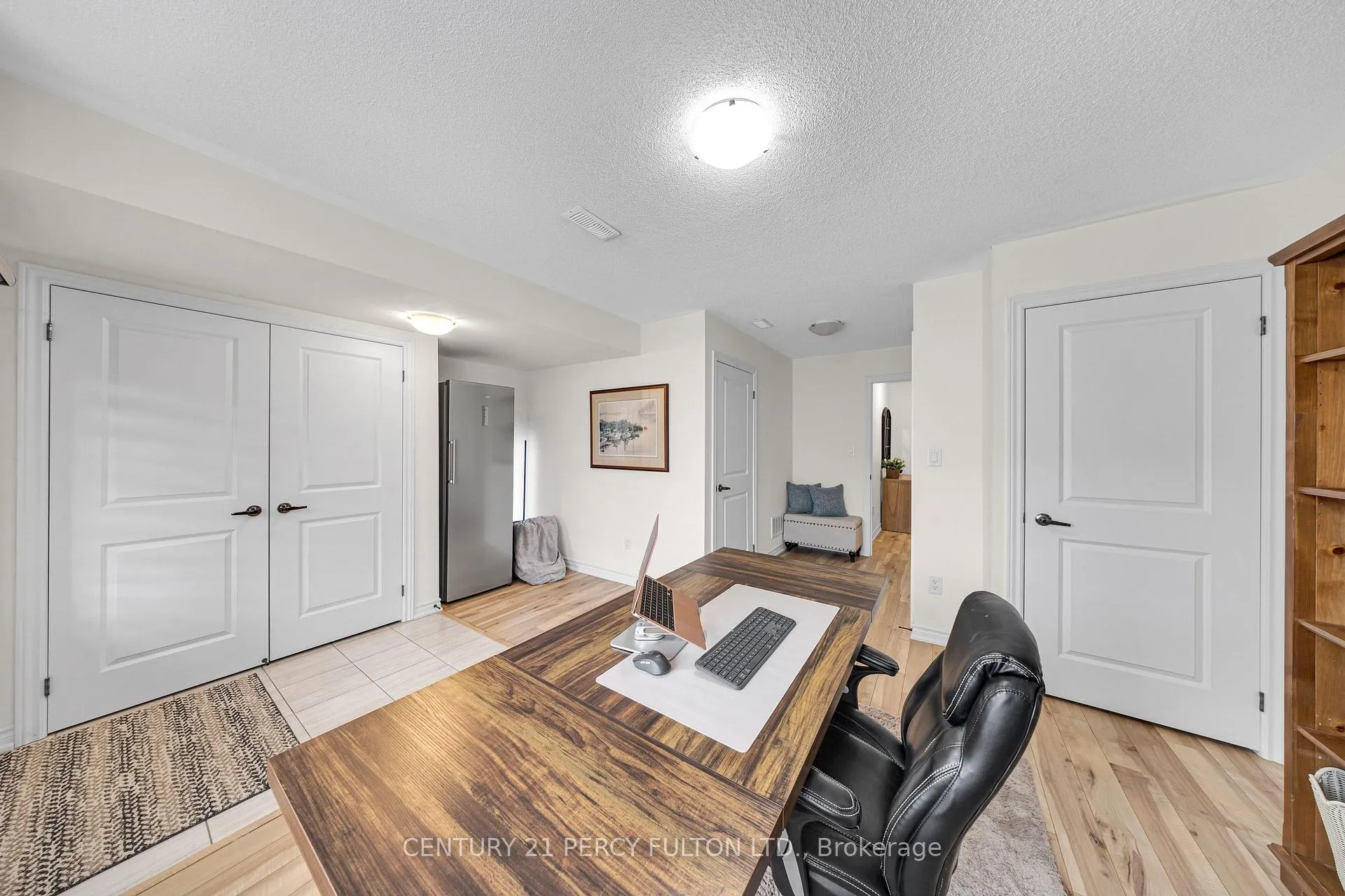 Photo 10 of 23 Honey Crisp Lane, Clarington, Bowmanville — HOMEH
