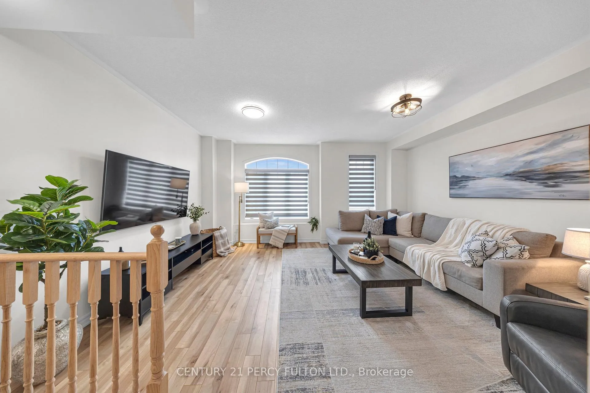 Photo 11 of 23 Honey Crisp Lane, Clarington, Bowmanville — HOMEH