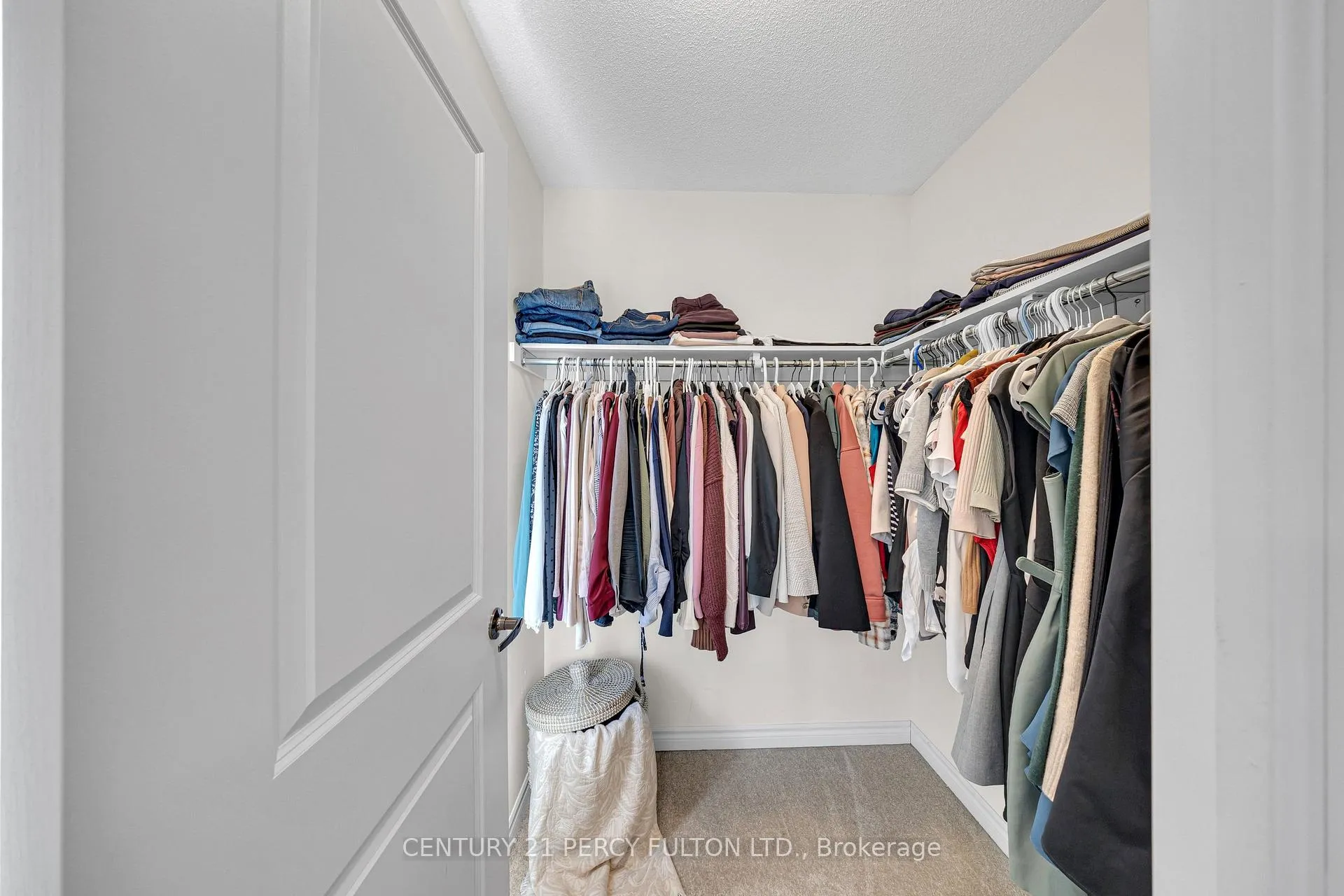Photo 31 of 23 Honey Crisp Lane, Clarington, Bowmanville — HOMEH