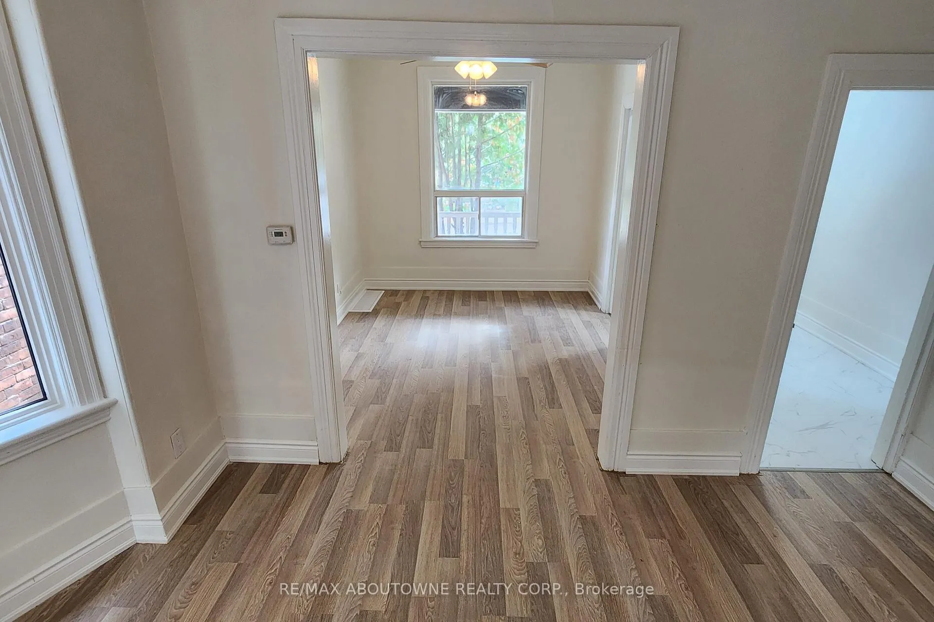 Photo 5 of 41 Somerset Avenue, Hamilton, Stipley — HOMEH