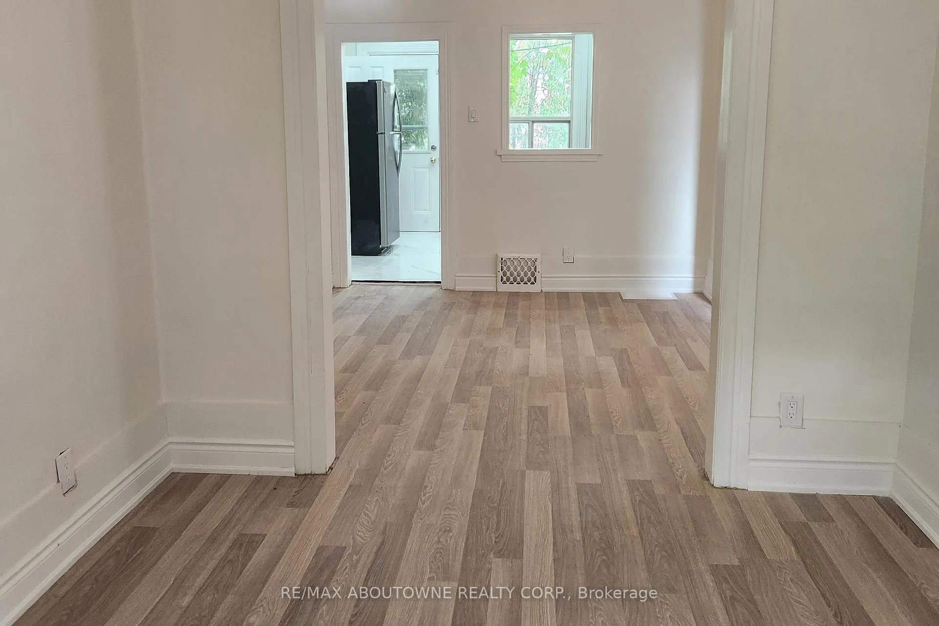 Photo 6 of 41 Somerset Avenue, Hamilton, Stipley — HOMEH