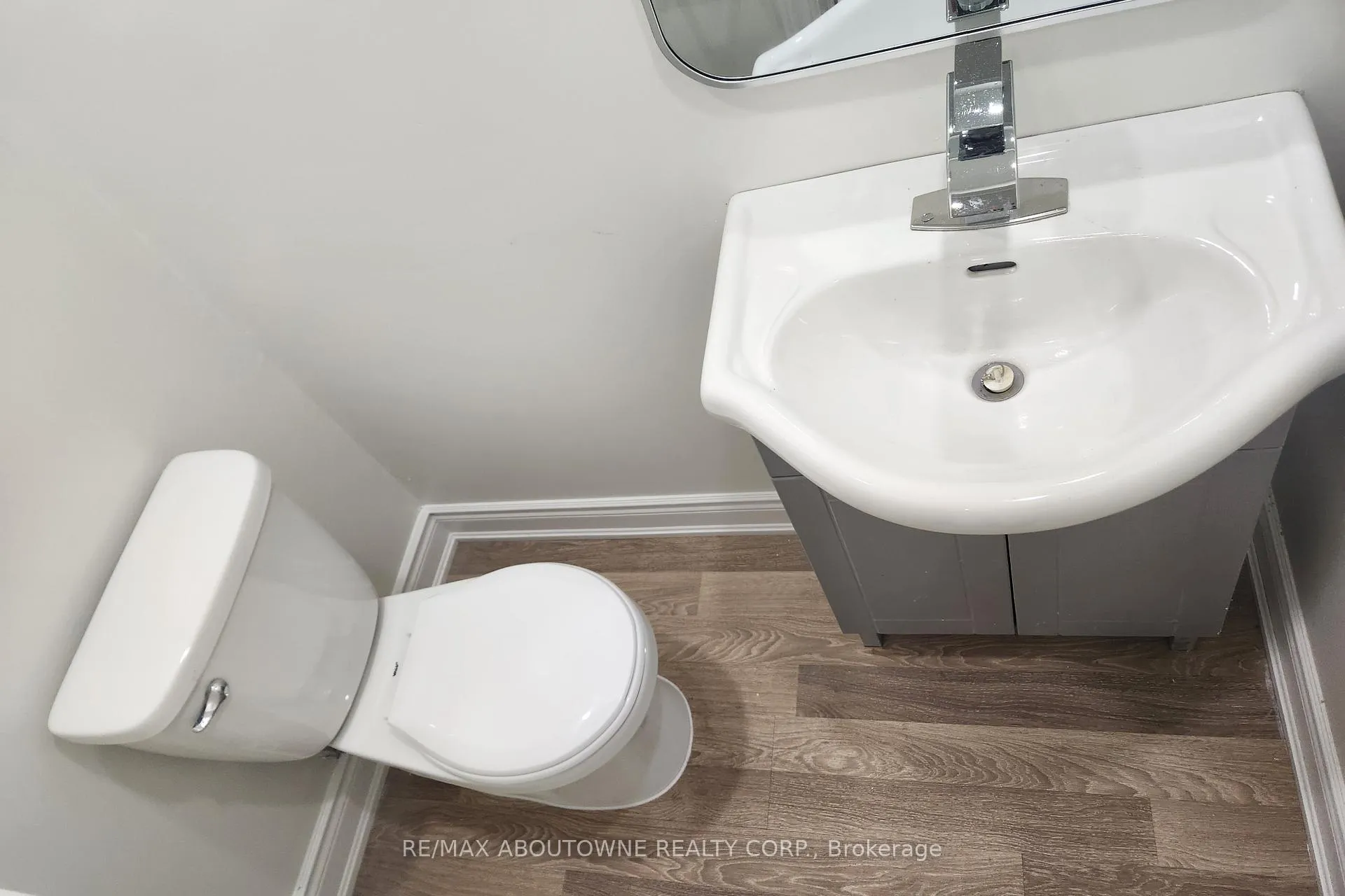 Photo 9 of 41 Somerset Avenue, Hamilton, Stipley — HOMEH