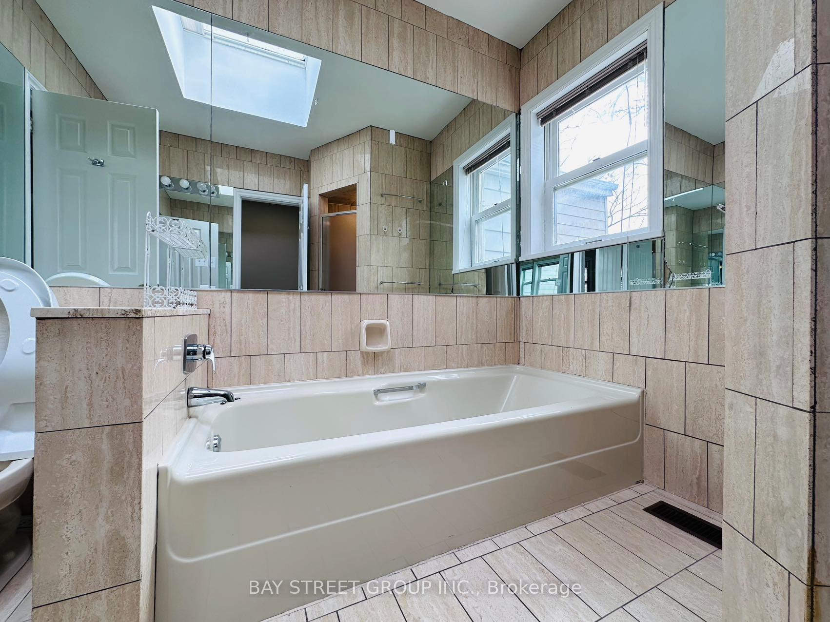 Photo 13 of 65 Alcorn Avenue, Toronto, Yonge-St. Clair — HOMEH