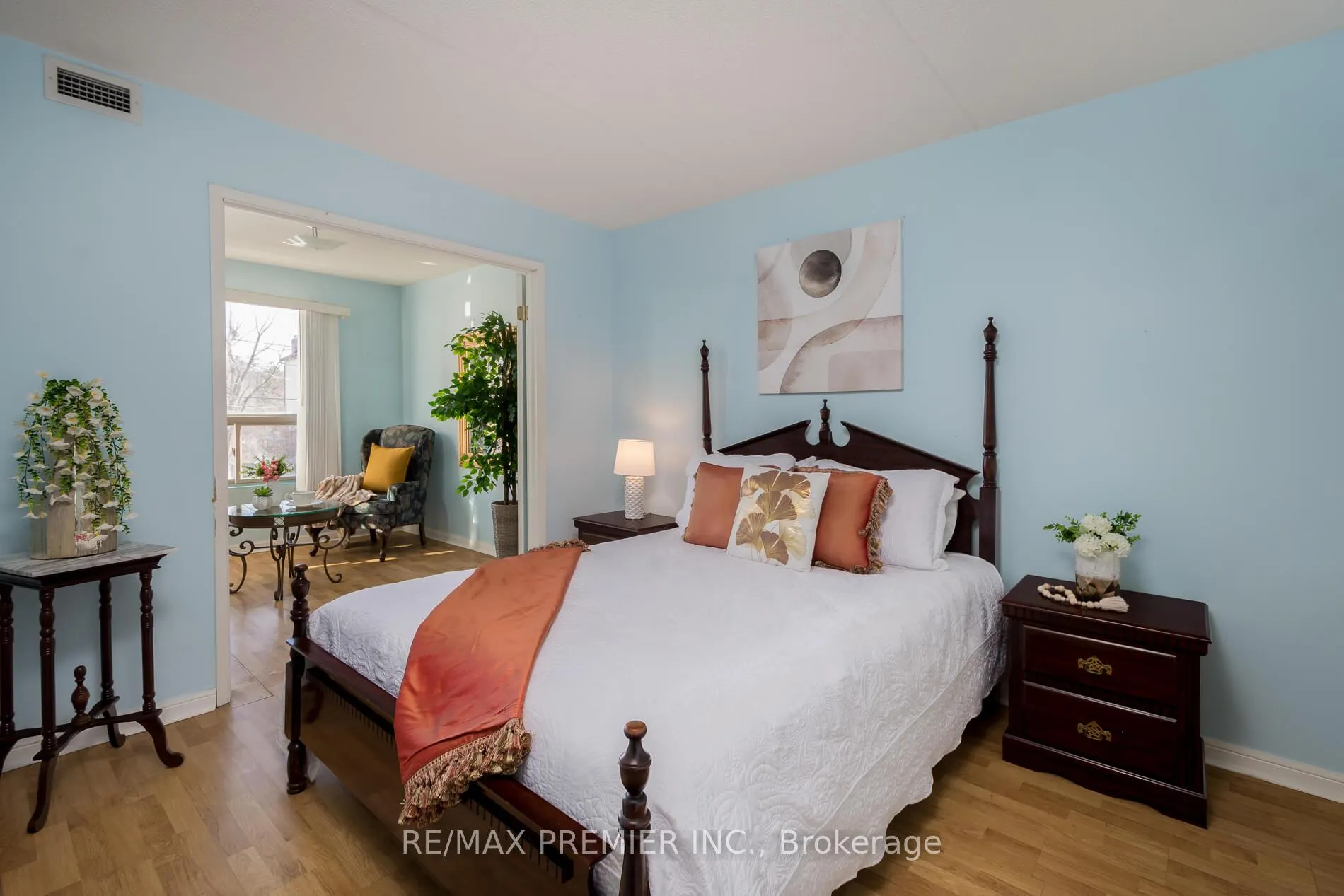 Photo 14 of Unit 205, 250 Pine Grove Road, Vaughan, Islington Woods — HOMEH