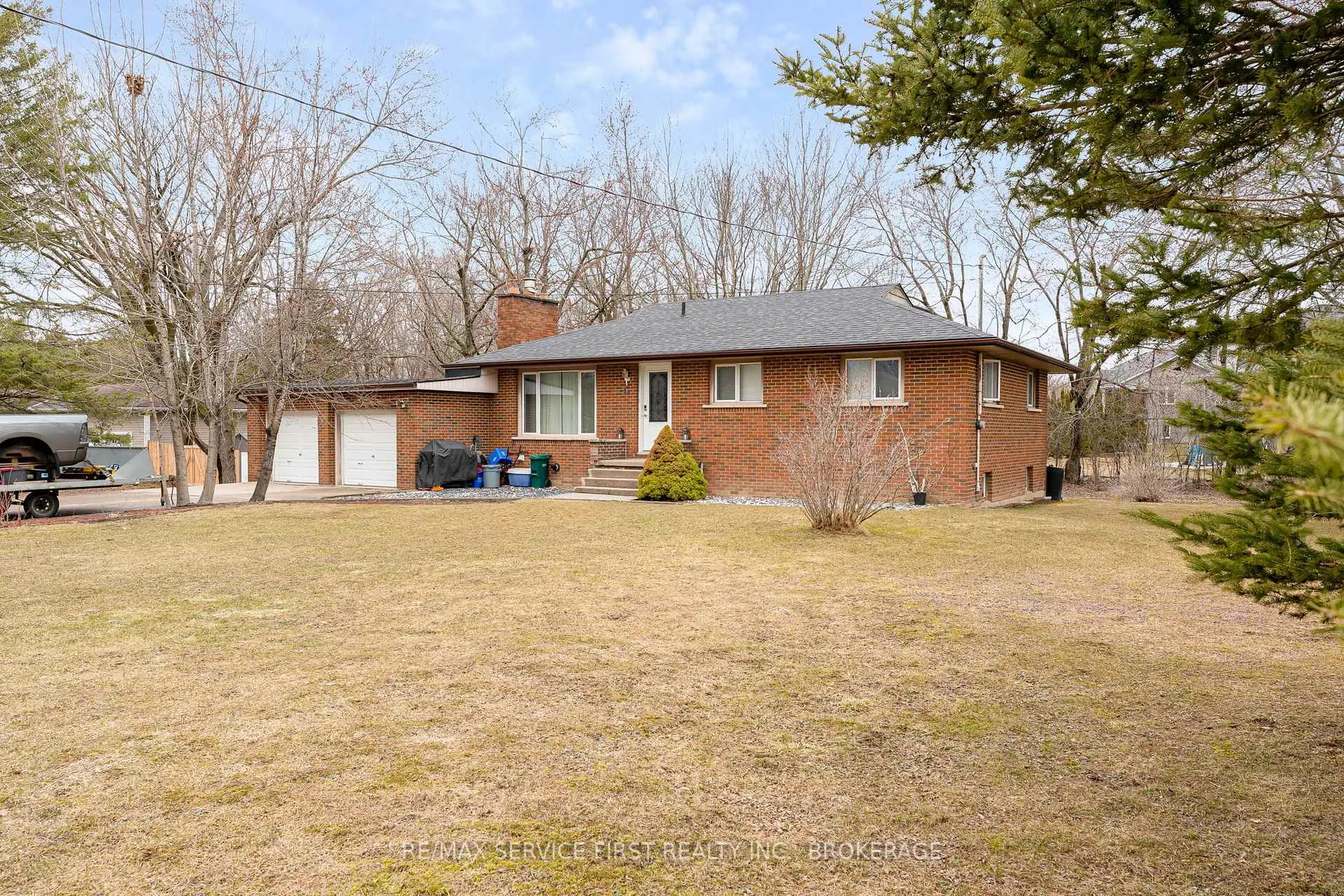 Photo 2 of 34 Dalgleish Avenue, Kingston, Kingston East (Incl Barret Crt) — HOMEH