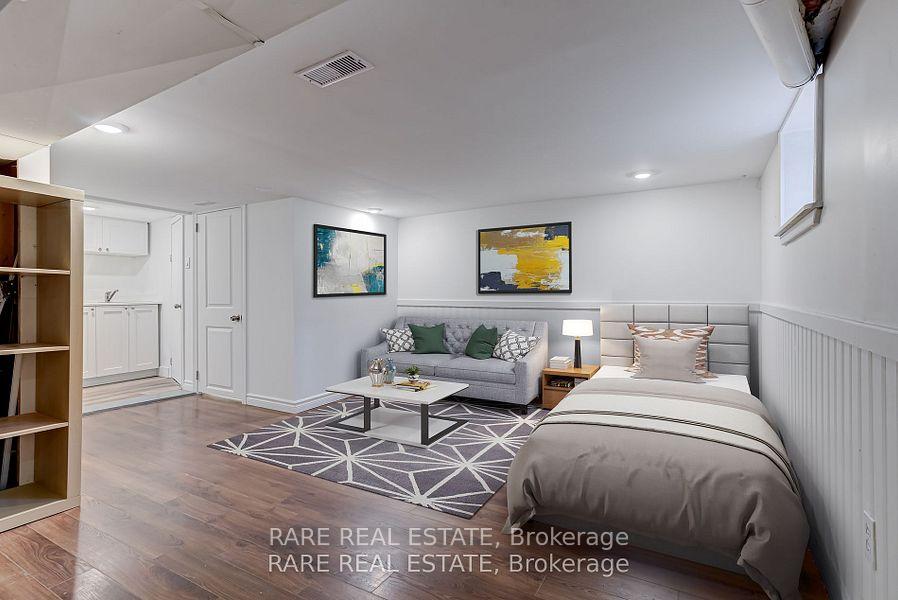 Photo 2 of Unit Lower Level, 897 Manning Avenue, Toronto, The Annex — HOMEH