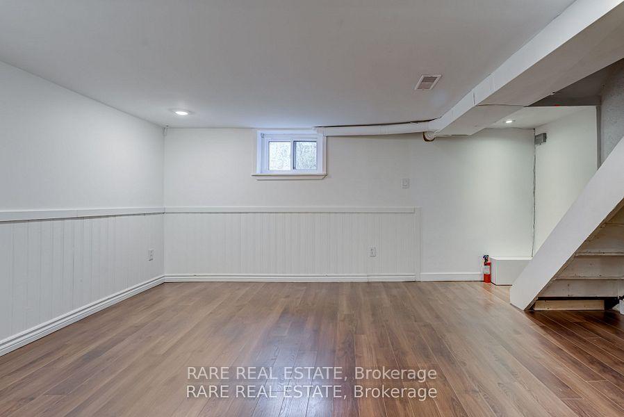 Photo 10 of Unit Lower Level, 897 Manning Avenue, Toronto, The Annex — HOMEH