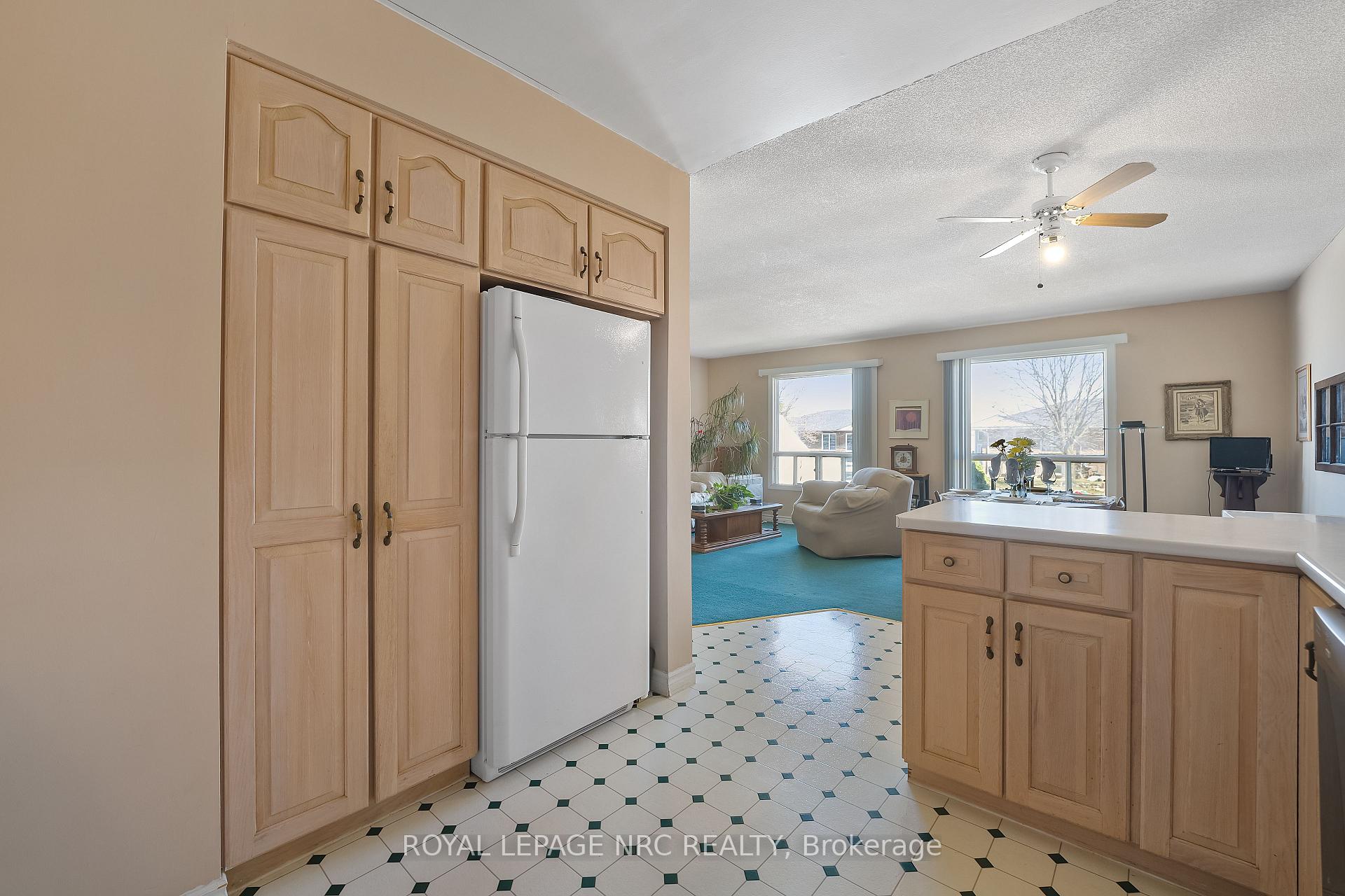 Photo 6 of 109 Bartlett Street, Thorold, Allanburg/Thorold South — HOMEH
