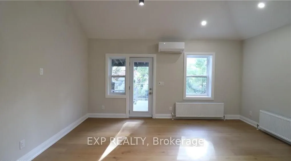 Photo 5 of Unit 3B, 875 Millwood Road, Toronto, Leaside — HOMEH