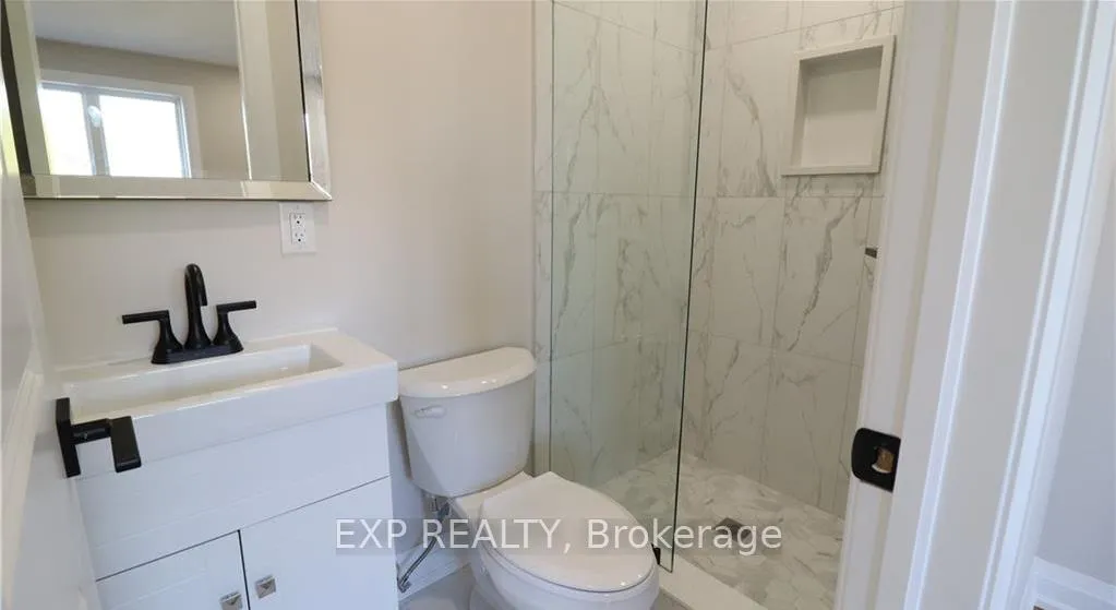 Photo 13 of Unit 3B, 875 Millwood Road, Toronto, Leaside — HOMEH