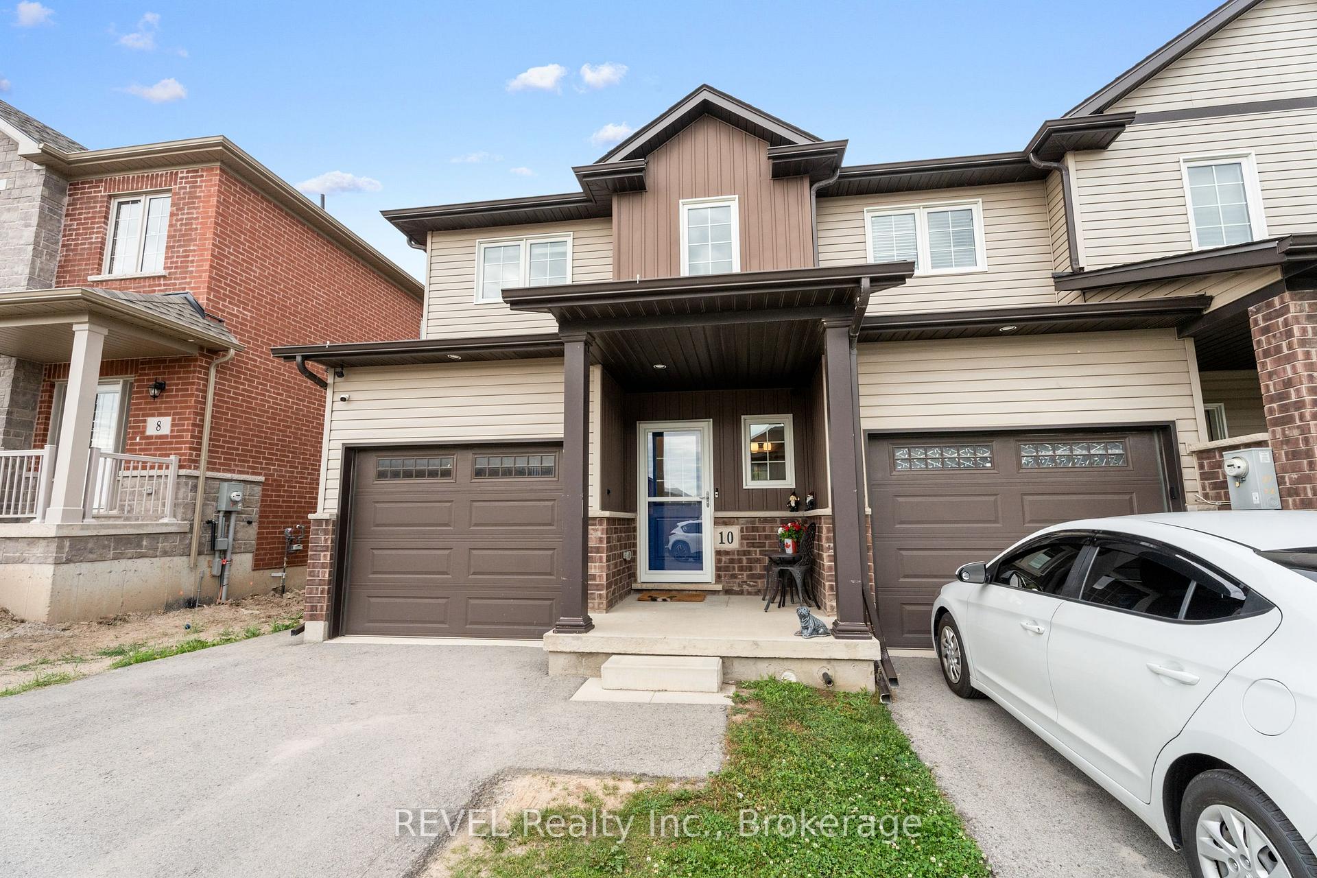 Photo 2 of 10 Harmony Way, Thorold, Rolling Meadows — HOMEH