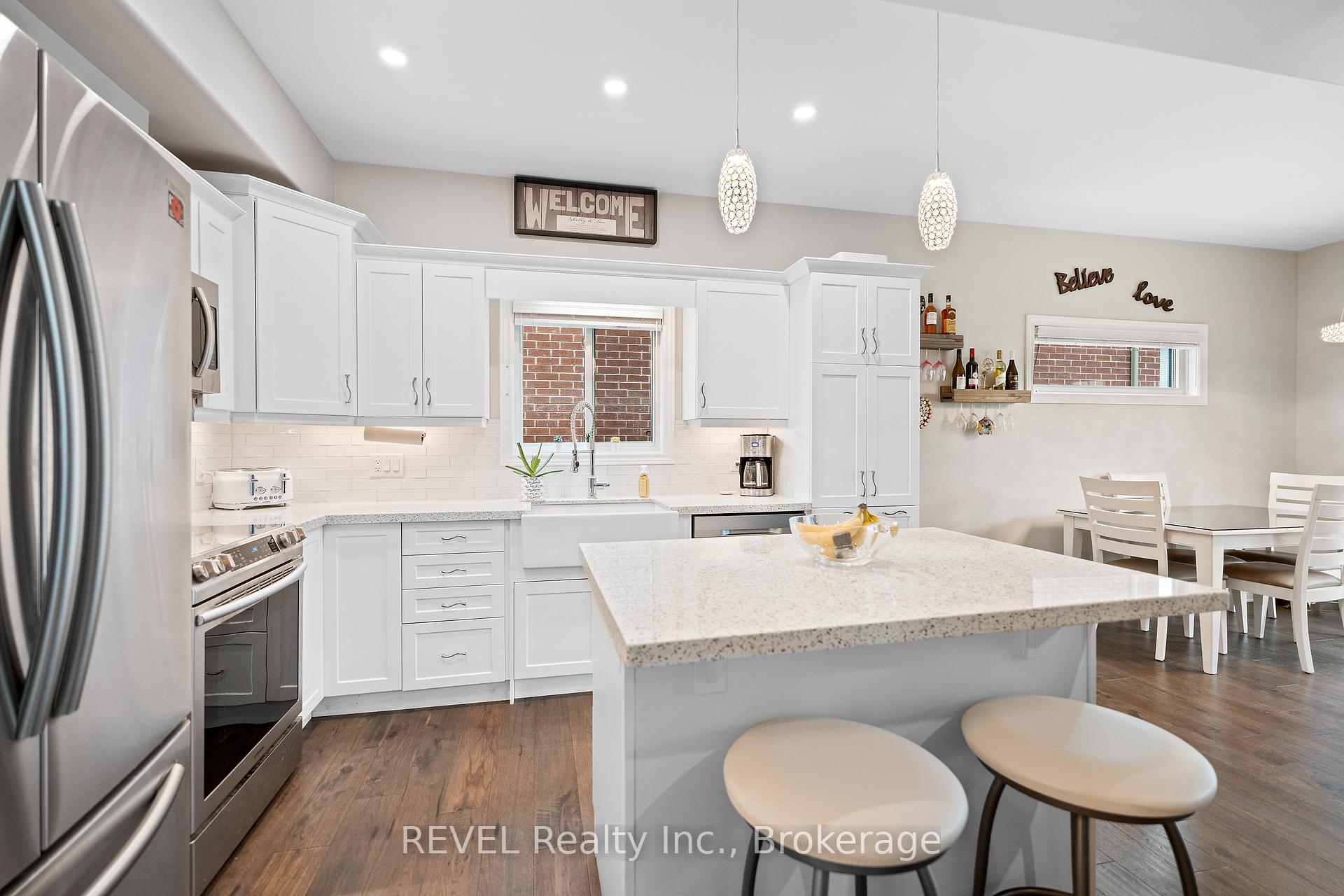 Photo 7 of 10 Harmony Way, Thorold, Rolling Meadows — HOMEH